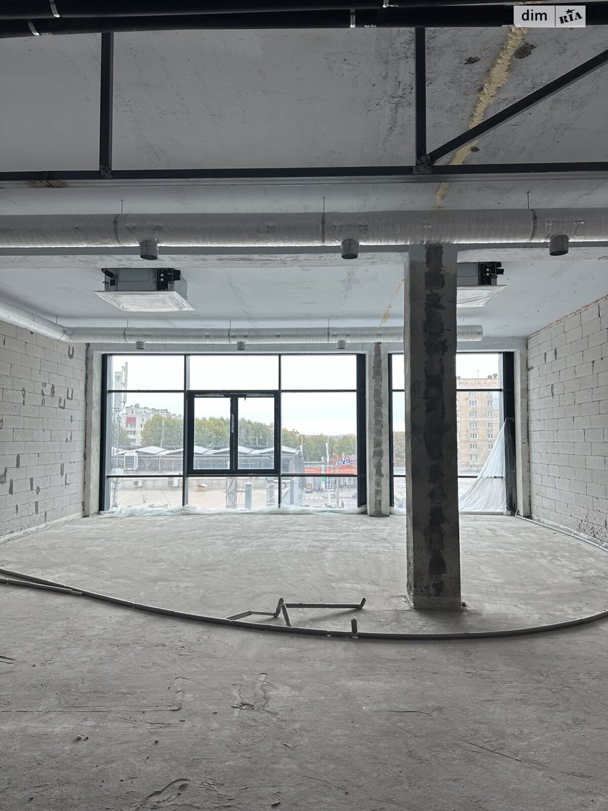 Коммерческое помещение в Хмельницком, продажа по Мира проспект 99, район Выставка, цена: 107 146 долларов за объект фото 1 Коммерческое помещение в Хмельницком, продажа по Мира проспект 99, район Выставка, цена: 107 146 долларов за объект фото 1