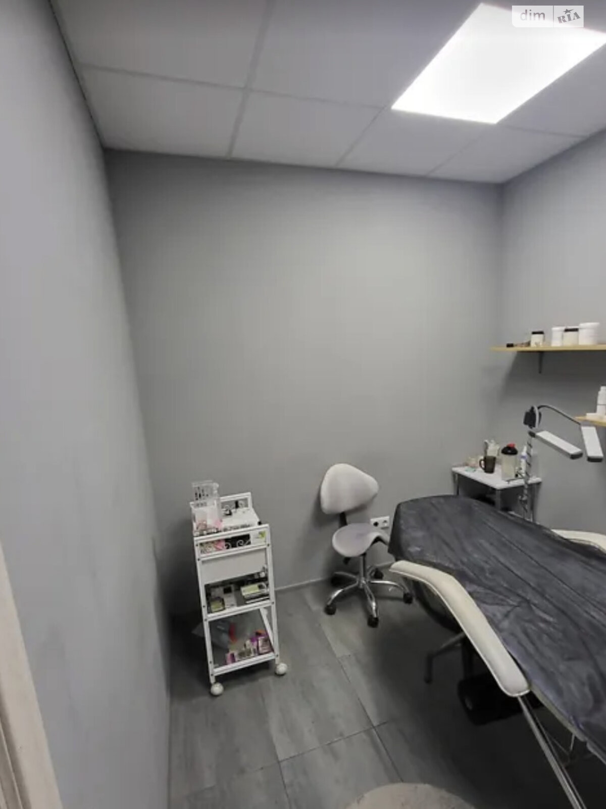 Коммерческое помещение в Хмельницком, продажа по Панаса Мирного улица 1, район Выставка, цена: 43 500 долларов за объект фото 1 Коммерческое помещение в Хмельницком, продажа по Панаса Мирного улица 1, район Выставка, цена: 43 500 долларов за объект фото 1