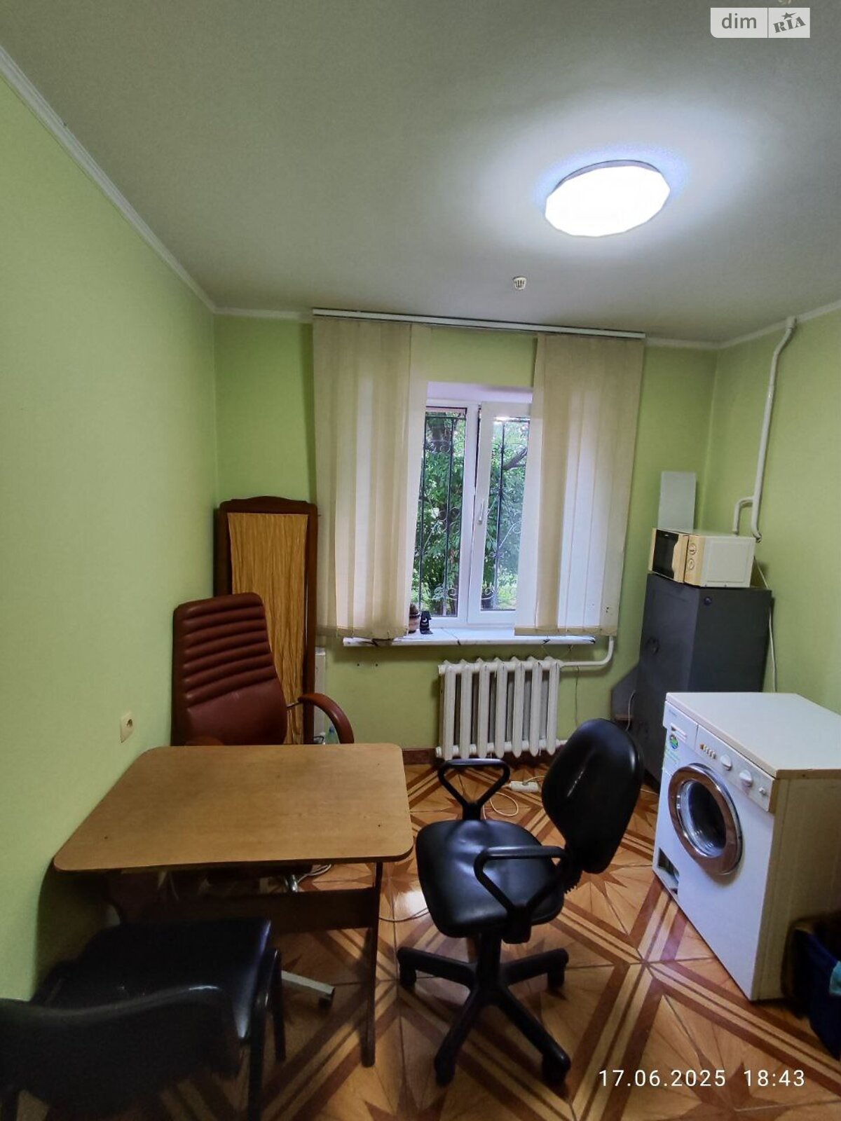 Коммерческое помещение в Хмельницком, продажа по Степана Бандеры улица 10/3, район Выставка, цена: 40 000 долларов за объект фото 1 Коммерческое помещение в Хмельницком, продажа по Степана Бандеры улица 10/3, район Выставка, цена: 40 000 долларов за объект фото 1