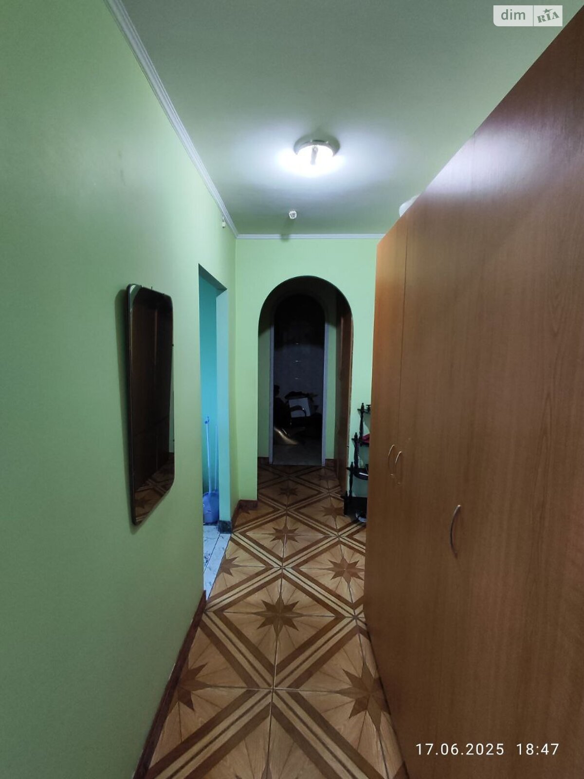 Коммерческое помещение в Хмельницком, продажа по Степана Бандеры улица 10/3, район Выставка, цена: 40 000 долларов за объект фото 1 Коммерческое помещение в Хмельницком, продажа по Степана Бандеры улица 10/3, район Выставка, цена: 40 000 долларов за объект фото 1