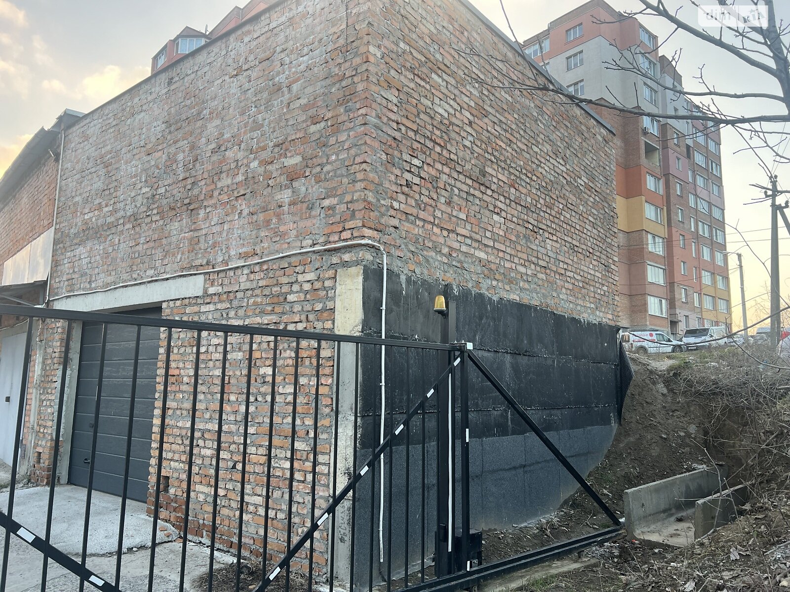 Коммерческое помещение в Хмельницком, продажа по Строителей (Грузевица-2) улица 1, район Выставка, цена: 41 000 долларов за объект фото 1 Коммерческое помещение в Хмельницком, продажа по Строителей (Грузевица-2) улица 1, район Выставка, цена: 41 000 долларов за объект фото 1