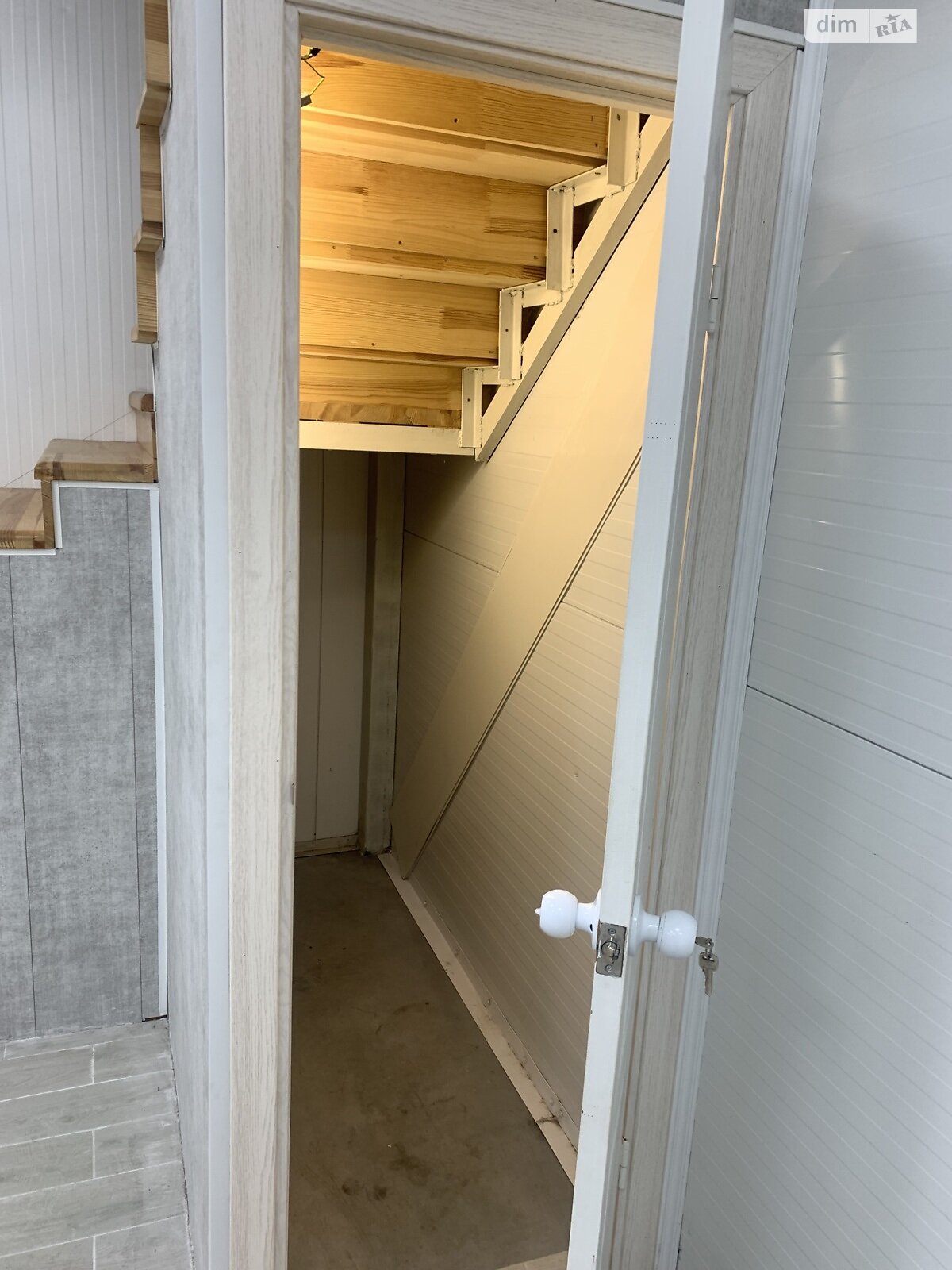 Коммерческое помещение в Хмельницком, продажа по Геологов улица 8, район Юго-Западный, цена: 35 000 долларов за объект фото 1 Коммерческое помещение в Хмельницком, продажа по Геологов улица 8, район Юго-Западный, цена: 35 000 долларов за объект фото 1