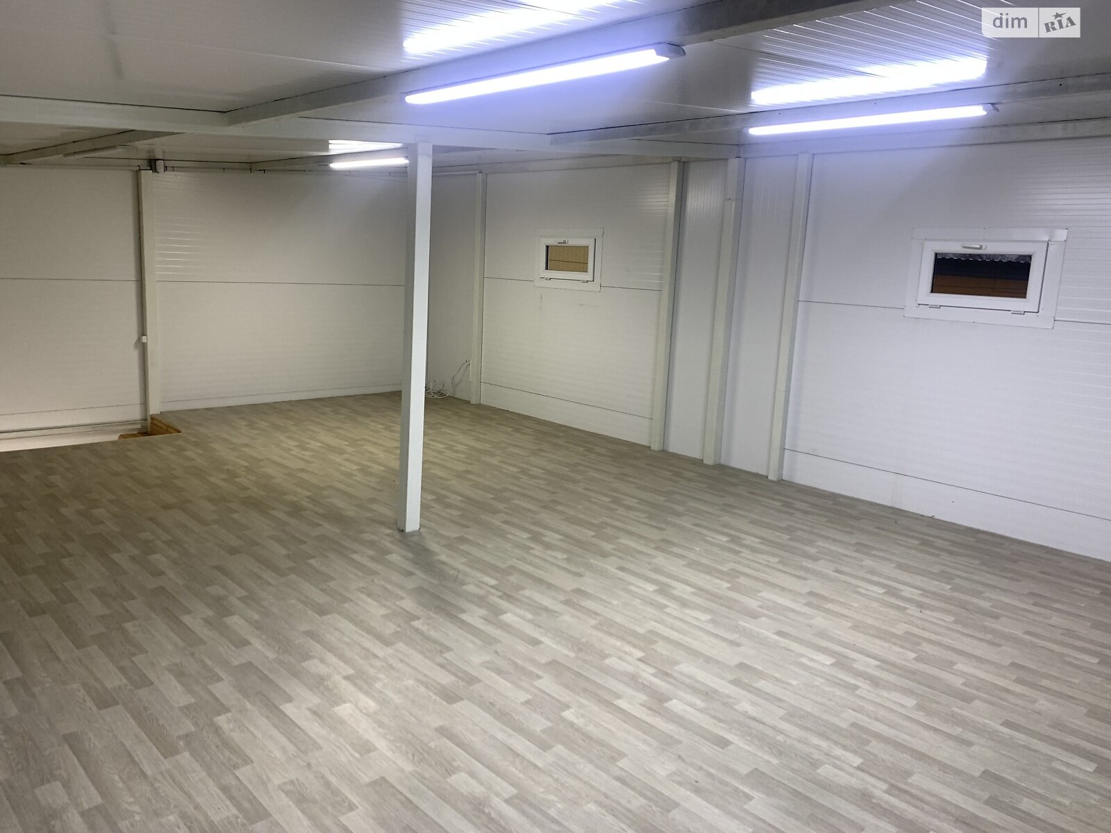 Коммерческое помещение в Хмельницком, продажа по Геологов улица 8, район Юго-Западный, цена: 35 000 долларов за объект фото 1 Коммерческое помещение в Хмельницком, продажа по Геологов улица 8, район Юго-Западный, цена: 35 000 долларов за объект фото 1