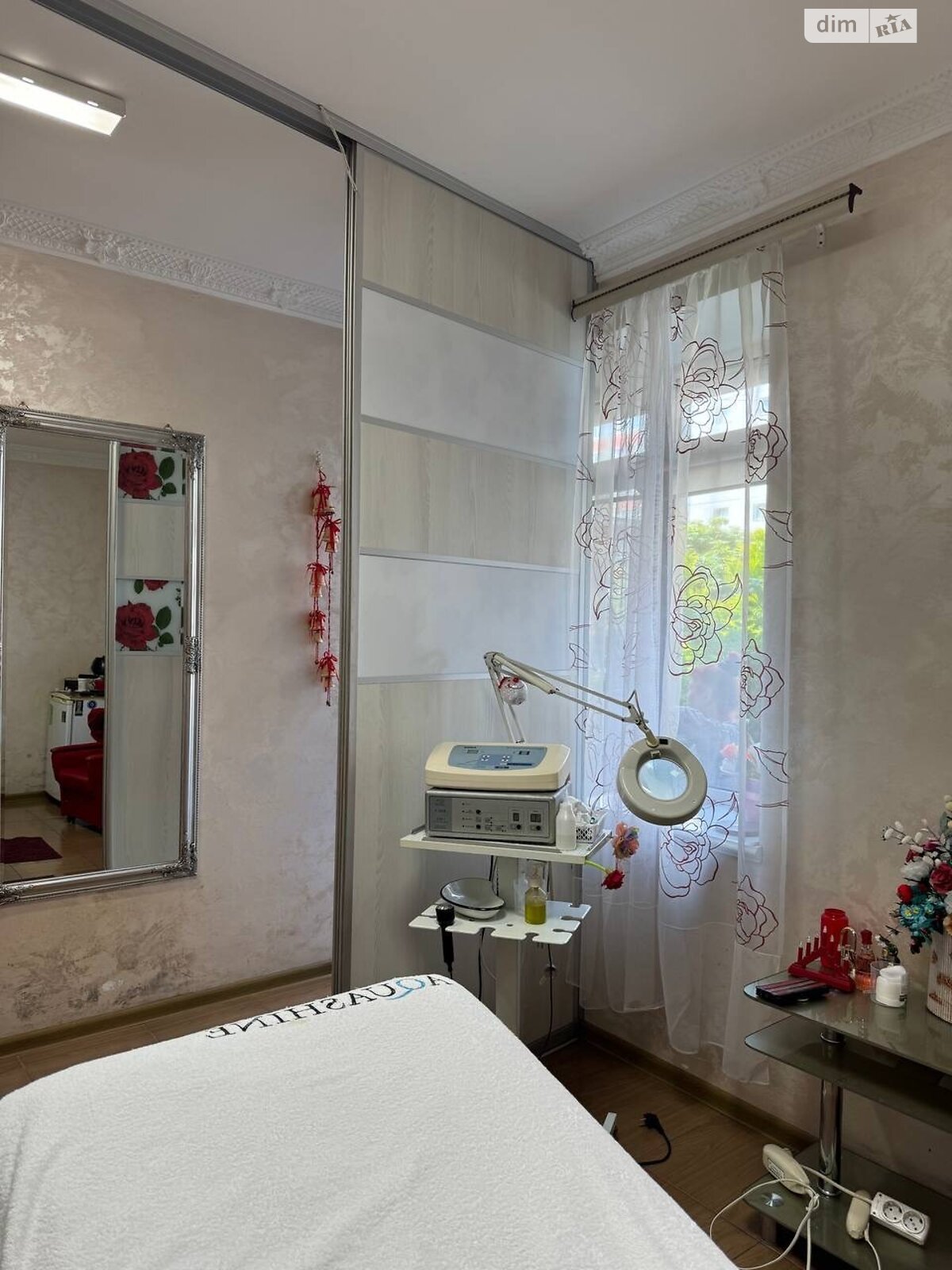 Комерційне приміщення в Хмельницькому, продаж по Інститутська вулиця, район Південно-Західний, ціна: 52 000 доларів за об’єкт фото 1 Комерційне приміщення в Хмельницькому, продаж по Інститутська вулиця, район Південно-Західний, ціна: 52 000 доларів за об’єкт фото 1