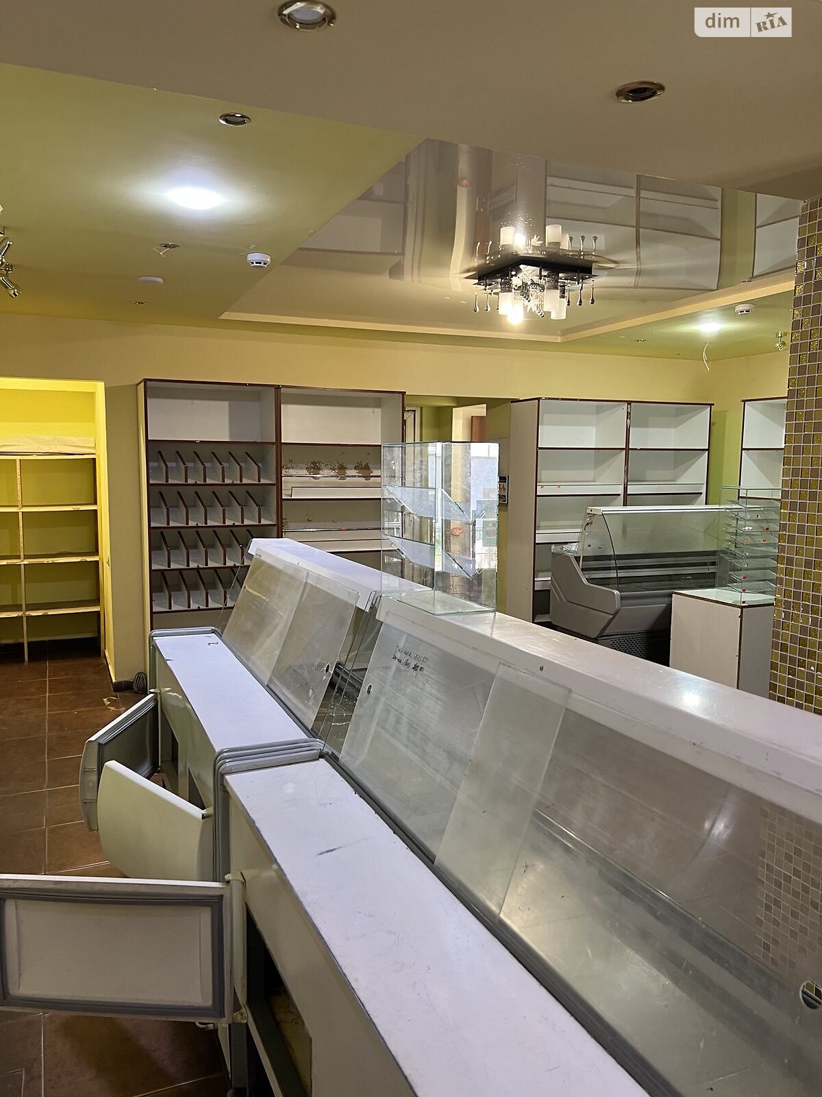 Коммерческое помещение в Хмельницком, продажа по Институтская улица, район Юго-Западный, цена: 80 000 долларов за объект фото 1