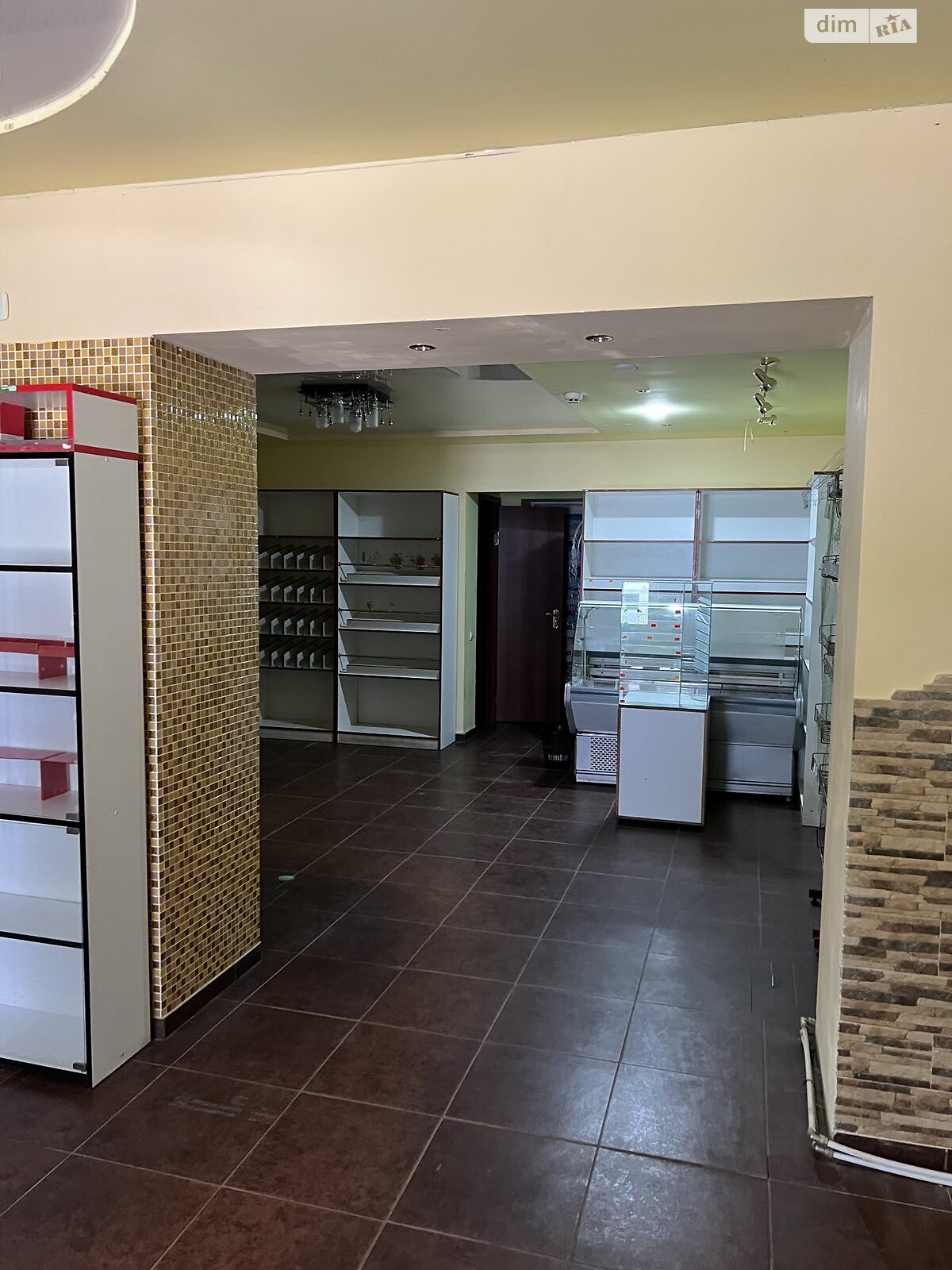 Коммерческое помещение в Хмельницком, продажа по Институтская улица, район Юго-Западный, цена: 80 000 долларов за объект фото 1