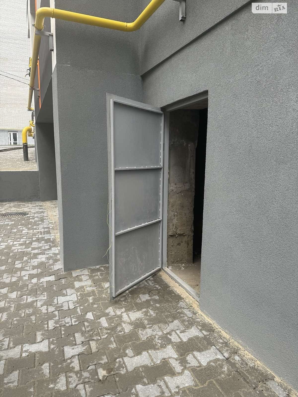 Коммерческое помещение в Хмельницком, продажа по Каменецкая улица 100/2, район Юго-Западный, цена: 39 500 долларов за объект фото 1