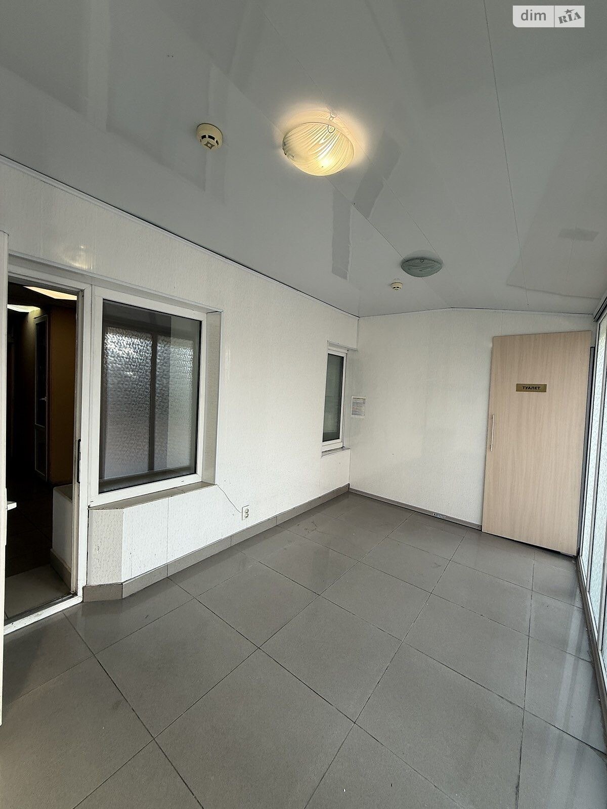 Коммерческое помещение в Хмельницком, продажа по Молодежная улица 2/3А, район Юго-Западный, цена: 83 000 долларов за объект фото 1