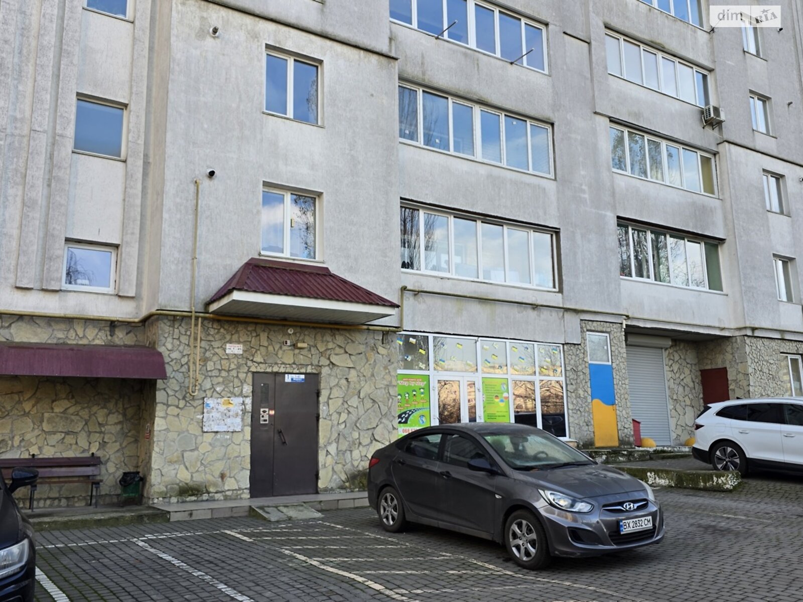 Коммерческое помещение в Хмельницком, продажа по Молодежная улица 2/3Г, район Юго-Западный, цена: 80 000 долларов за объект фото 1