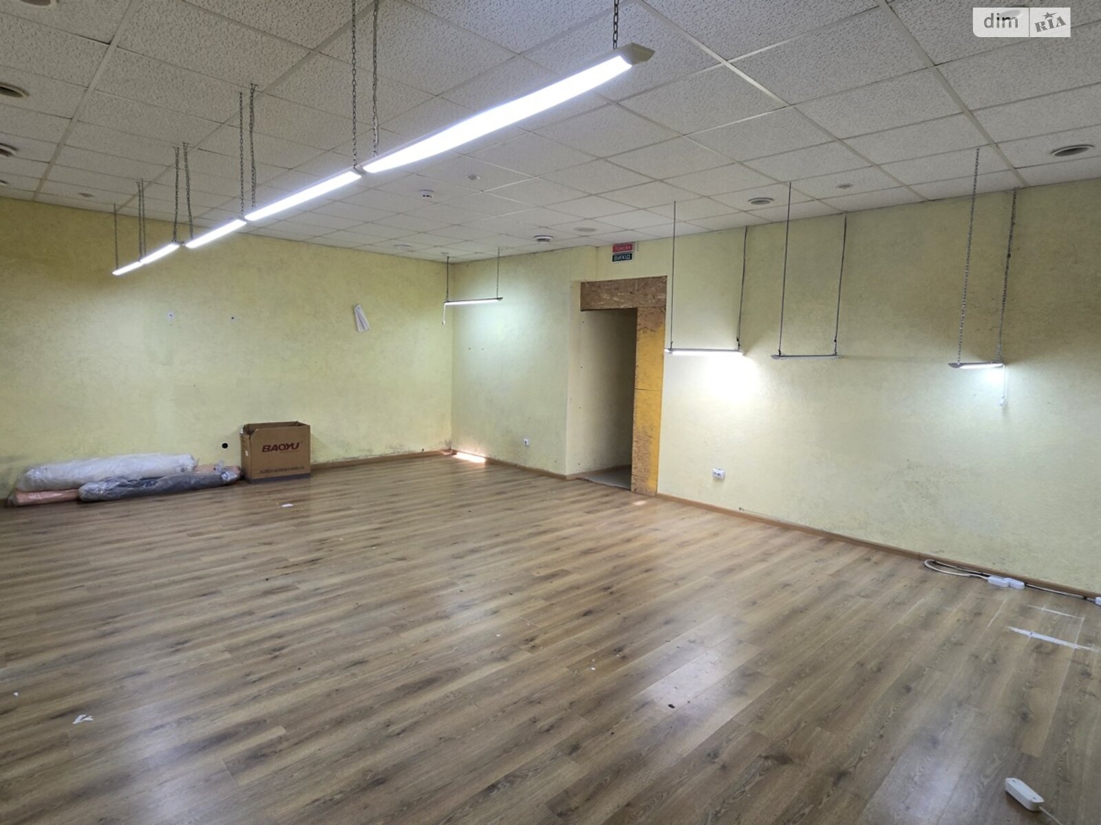 Коммерческое помещение в Хмельницком, продажа по Молодежная улица 2/3Г, район Юго-Западный, цена: 80 000 долларов за объект фото 1