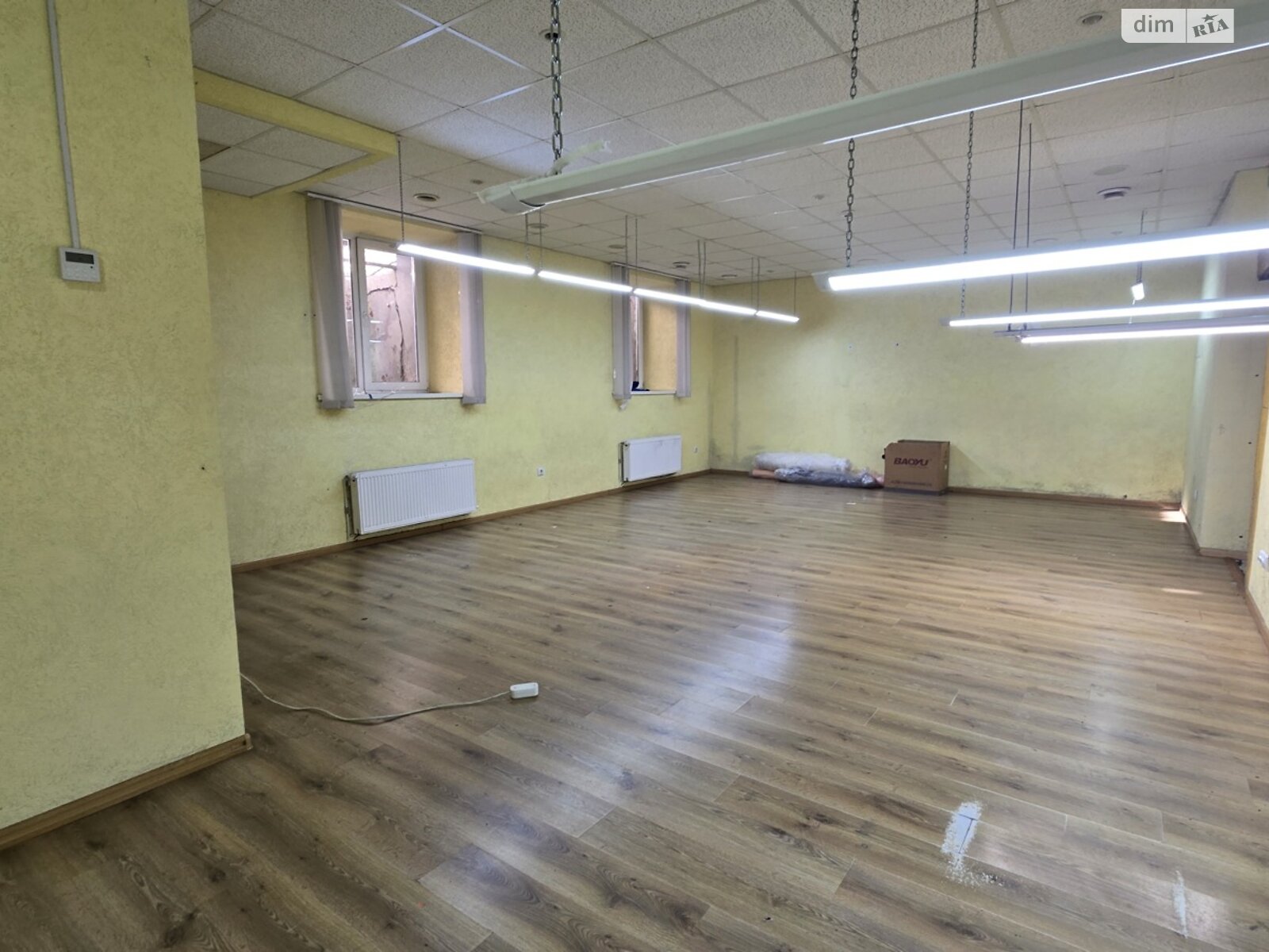 Коммерческое помещение в Хмельницком, продажа по Молодежная улица 2/3Г, район Юго-Западный, цена: 80 000 долларов за объект фото 1