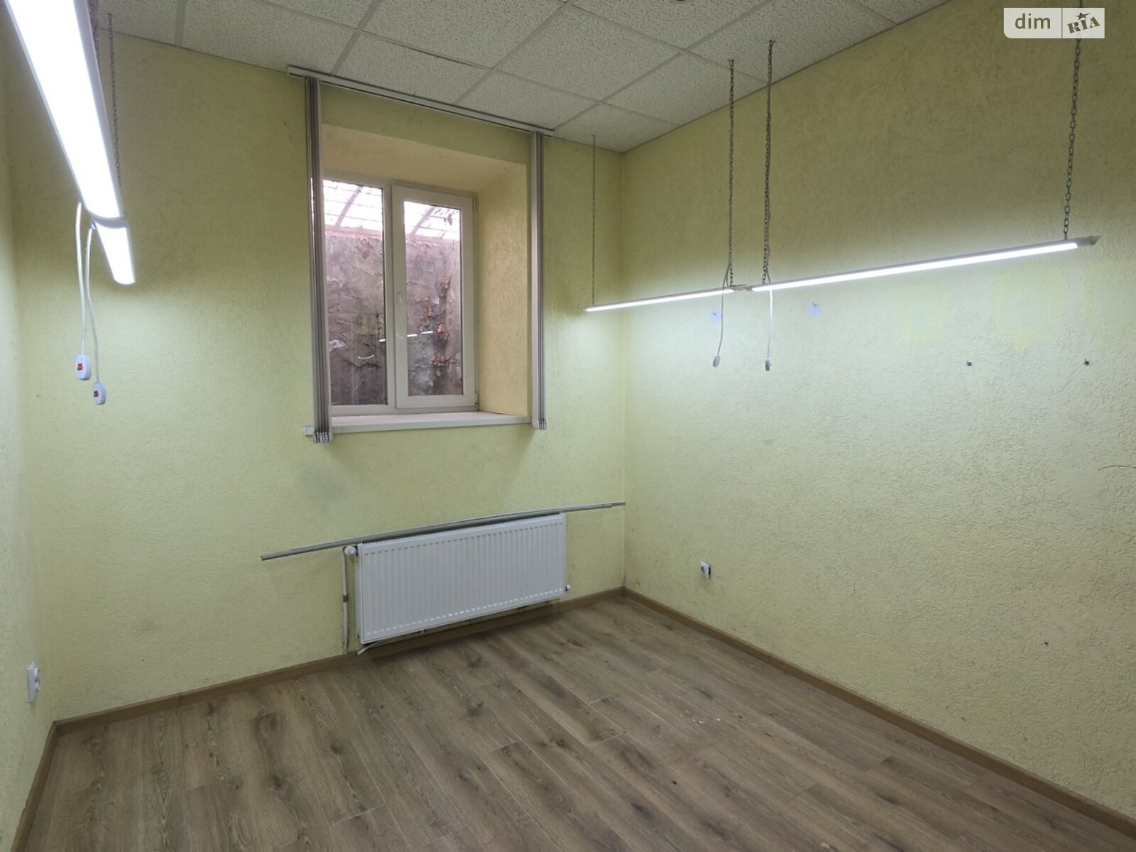 Коммерческое помещение в Хмельницком, продажа по Молодежная улица 2/3Г, район Юго-Западный, цена: 80 000 долларов за объект фото 1