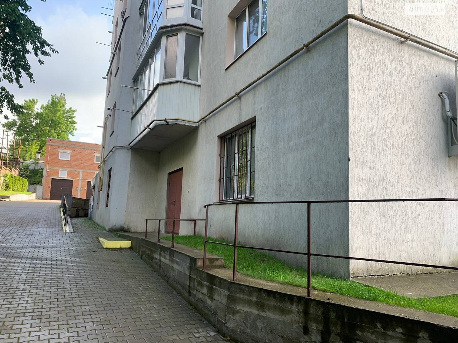 Коммерческое помещение в Хмельницком, продажа по Тернопольская улица 12А, район Юго-Западный, цена: 54 000 долларов за объект фото 1 Коммерческое помещение в Хмельницком, продажа по Тернопольская улица 12А, район Юго-Западный, цена: 54 000 долларов за объект фото 1