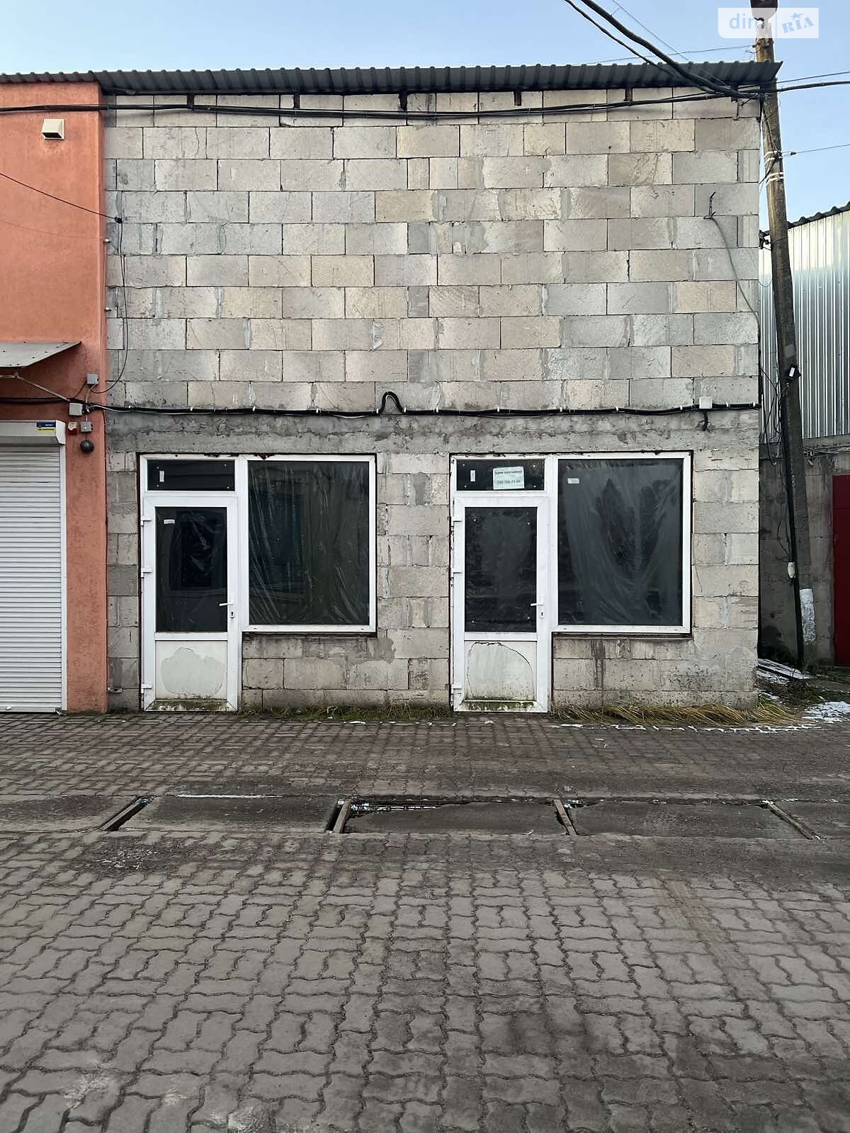 Комерційне приміщення в Хмельницькому, продаж по Юрія Козловського проїзд, район Південно-Західний, ціна: 4 000 доларів за об’єкт фото 1 Комерційне приміщення в Хмельницькому, продаж по Юрія Козловського проїзд, район Південно-Західний, ціна: 4 000 доларів за об’єкт фото 1