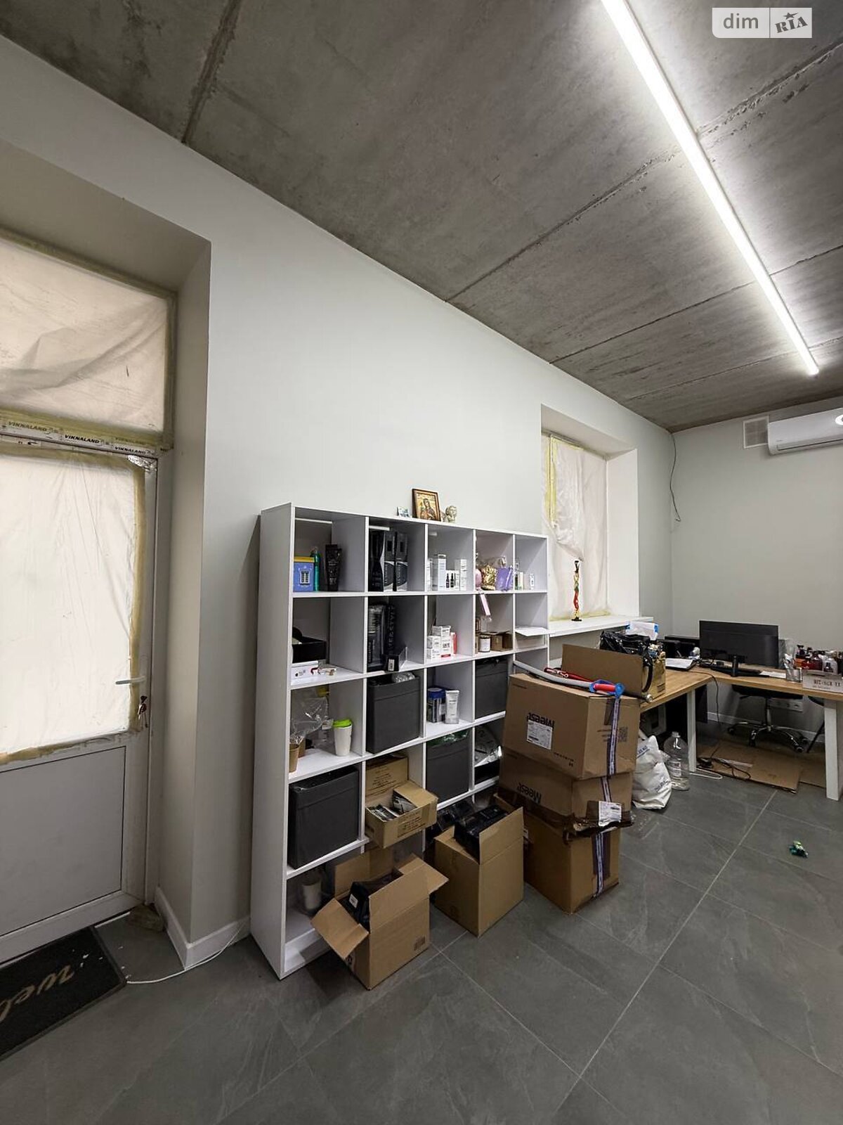 Коммерческое помещение в Хмельницком, продажа по Заречанская улица, район Юго-Западный, цена: 35 000 долларов за объект фото 1 Коммерческое помещение в Хмельницком, продажа по Заречанская улица, район Юго-Западный, цена: 35 000 долларов за объект фото 1