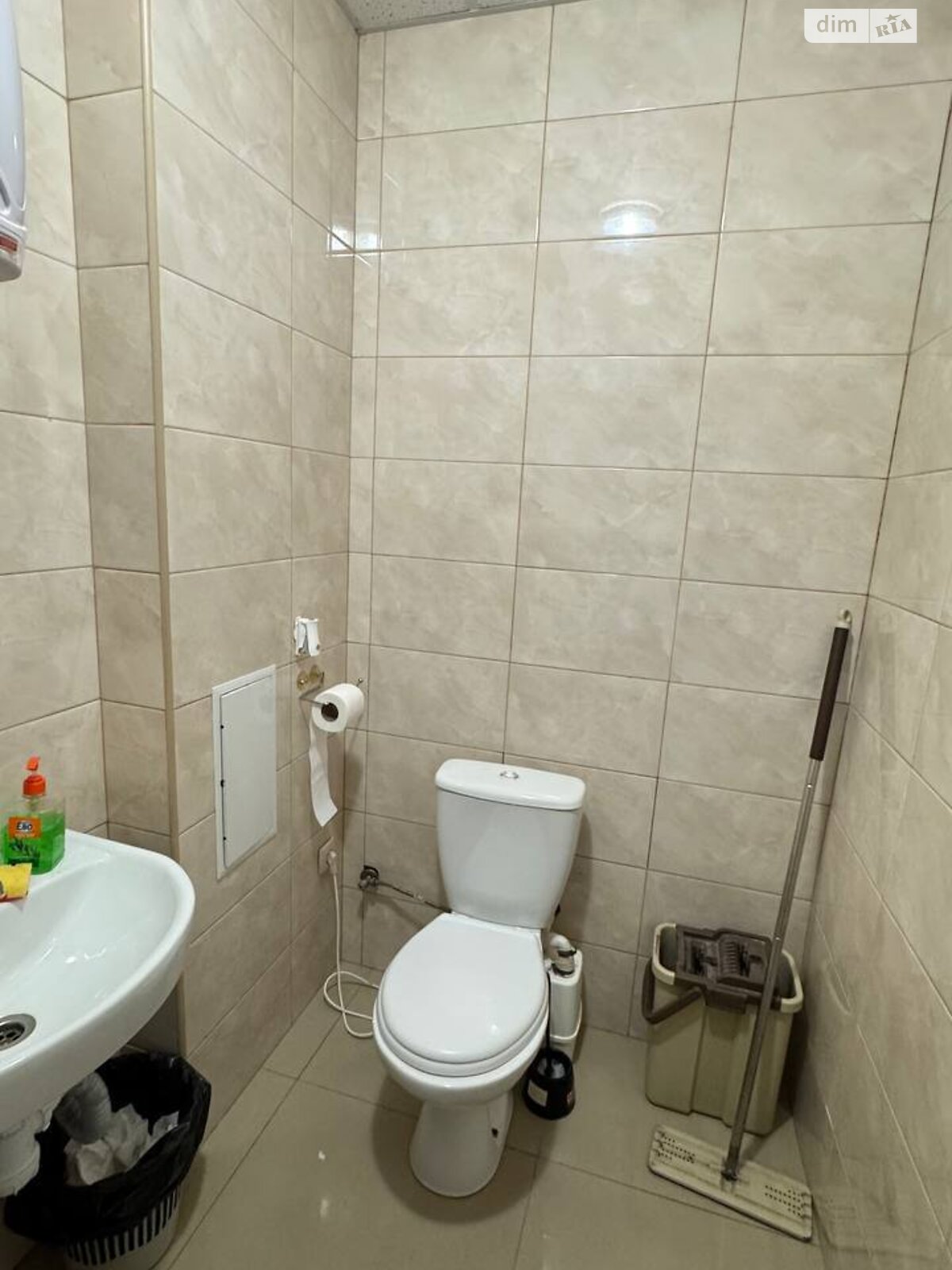 Коммерческое помещение в Хмельницком, Заречанская улица, цена продажи: 216 800 долларов за объект фото 1