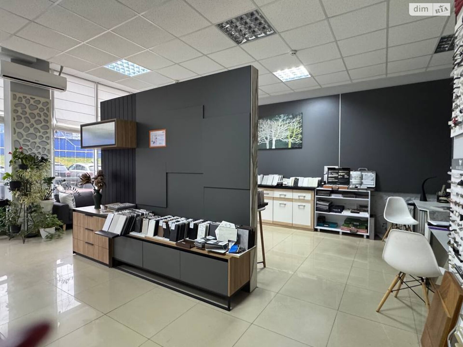 Коммерческое помещение в Хмельницком, Заречанская улица, цена продажи: 216 800 долларов за объект фото 1