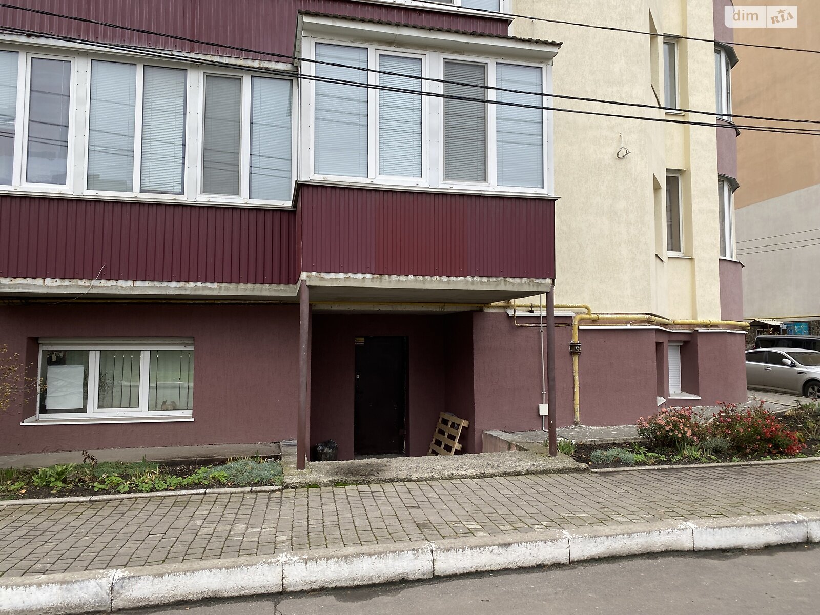 Комерційне приміщення в Хмельницькому, продаж по Степана Бандери вулиця 7/1, район Заріччя, ціна: 52 000 доларів за об’єкт фото 1