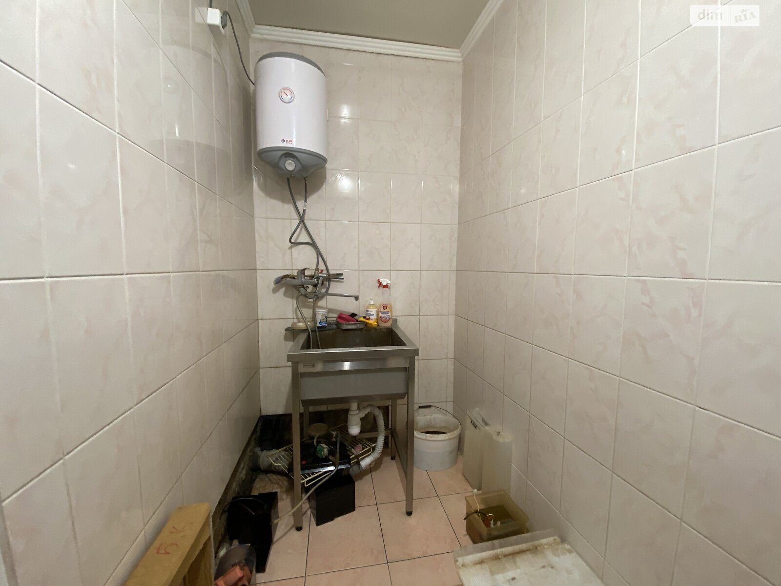 Комерційне приміщення в Хмельницькому, продаж по Степана Бандери вулиця 7/1, район Заріччя, ціна: 52 000 доларів за об’єкт фото 1