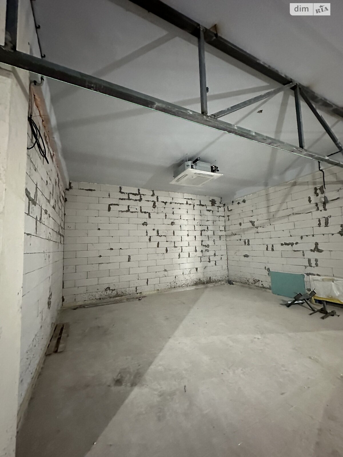 Комерційне приміщення в Хмельницькому, Миру проспект, ціна продажу: 34 463 доларів за об’єкт фото 1