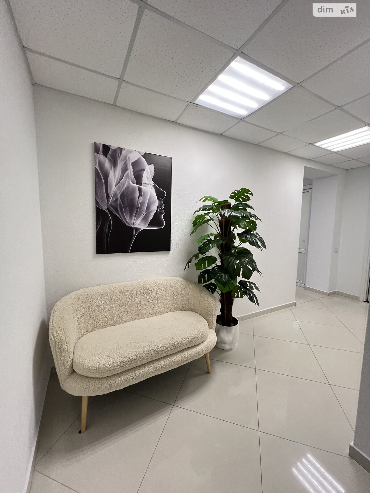 Комерційне приміщення в Ірпені, продаж по Дем’яна Попова вулиця 22, район Ірпінь, ціна: 67 000 доларів за об’єкт фото 1 Комерційне приміщення в Ірпені, продаж по Дем’яна Попова вулиця 22, район Ірпінь, ціна: 67 000 доларів за об’єкт фото 1