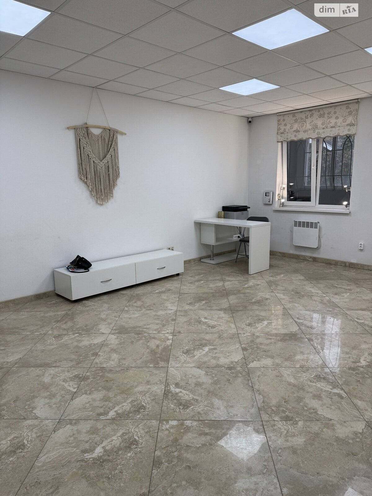 Коммерческое помещение в Ирпене, продажа по Ерощенко (Островского) улица 12А, район Ирпень, цена: 38 000 долларов за объект фото 1 Коммерческое помещение в Ирпене, продажа по Ерощенко (Островского) улица 12А, район Ирпень, цена: 38 000 долларов за объект фото 1