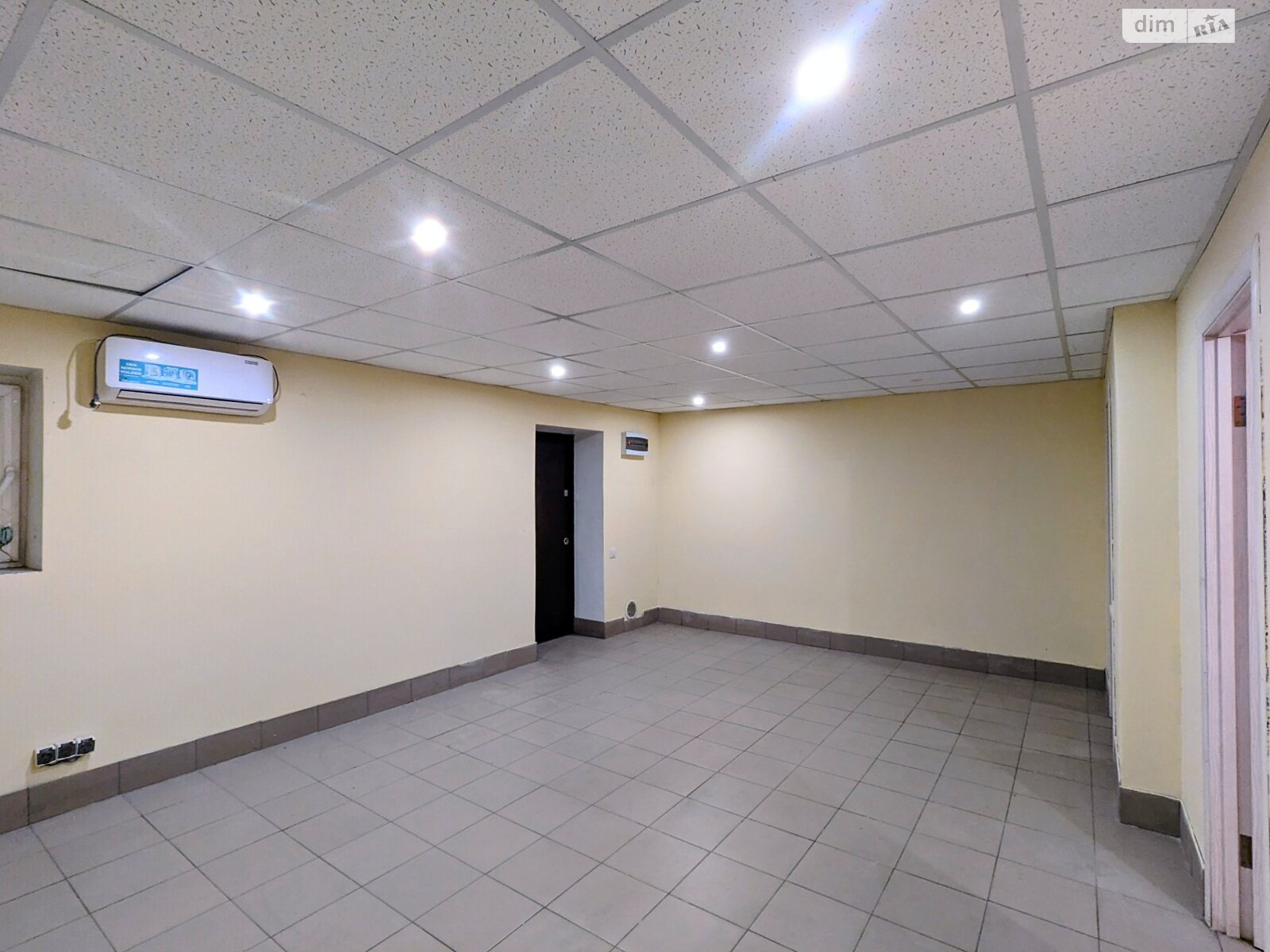 Коммерческое помещение в Ирпене, продажа по Лысенка улица 13, район Ирпень, цена: 22 000 долларов за объект фото 1 Коммерческое помещение в Ирпене, продажа по Лысенка улица 13, район Ирпень, цена: 22 000 долларов за объект фото 1