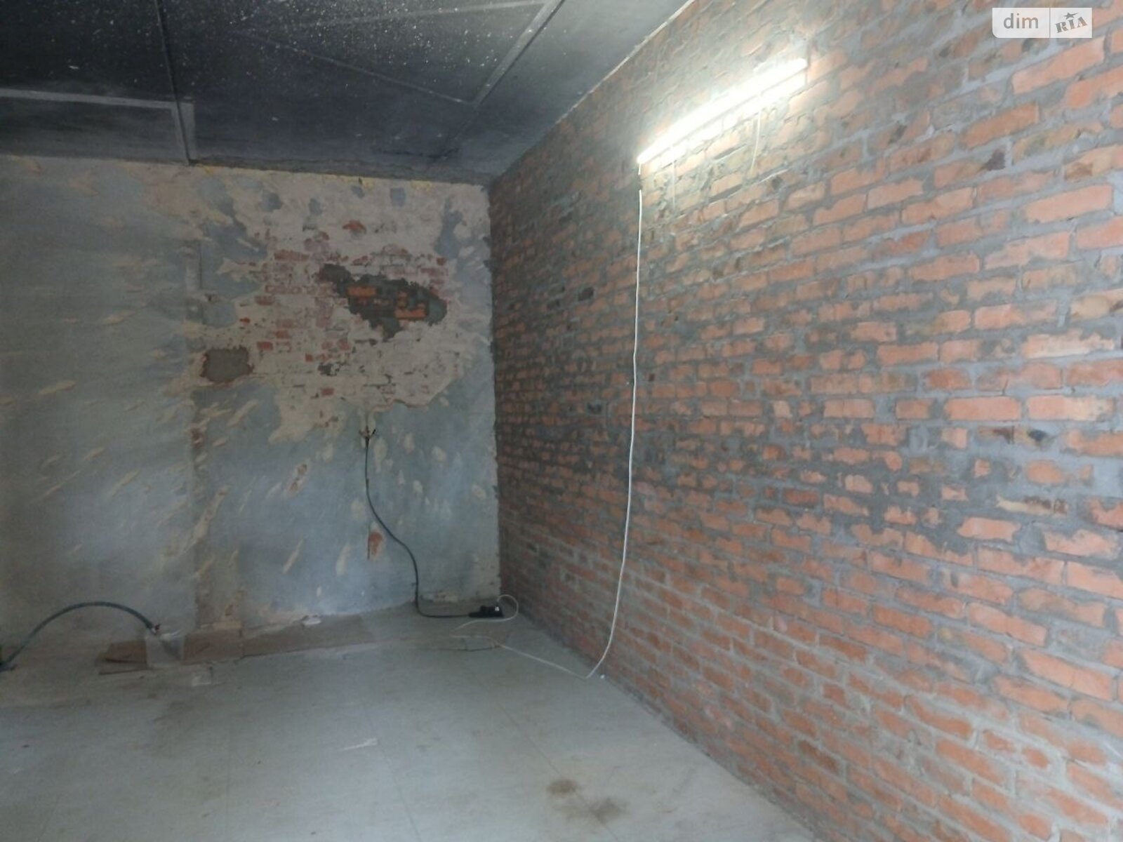 Коммерческое помещение в Ирпене, продажа по Выговского (Суворова) улица 18, район Ирпень, цена: 21 999 долларов за объект фото 1 Коммерческое помещение в Ирпене, продажа по Выговского (Суворова) улица 18, район Ирпень, цена: 21 999 долларов за объект фото 1