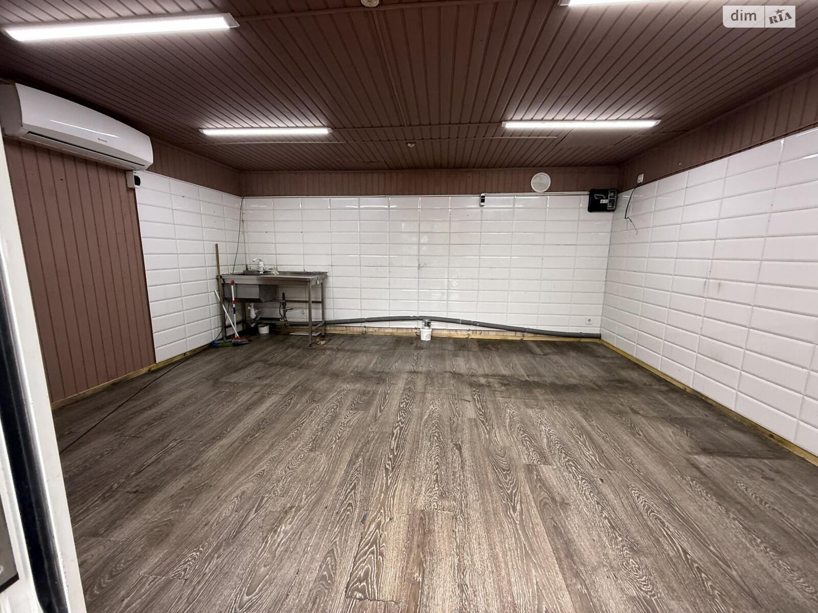 Коммерческое помещение в Ирпене, Ленинградская улица, цена: продажи 23 000 долларов за объект фото 1 Коммерческое помещение в Ирпене, Ленинградская улица, цена продажи: 23 000 долларов за объект фото 1