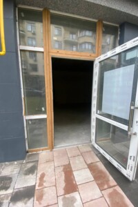 Комерційне приміщення в Ірпені, Миколи Сингаївського (Новооскольська) вулиця, ціна продажу: 33 500 доларів за об’єкт фото 2