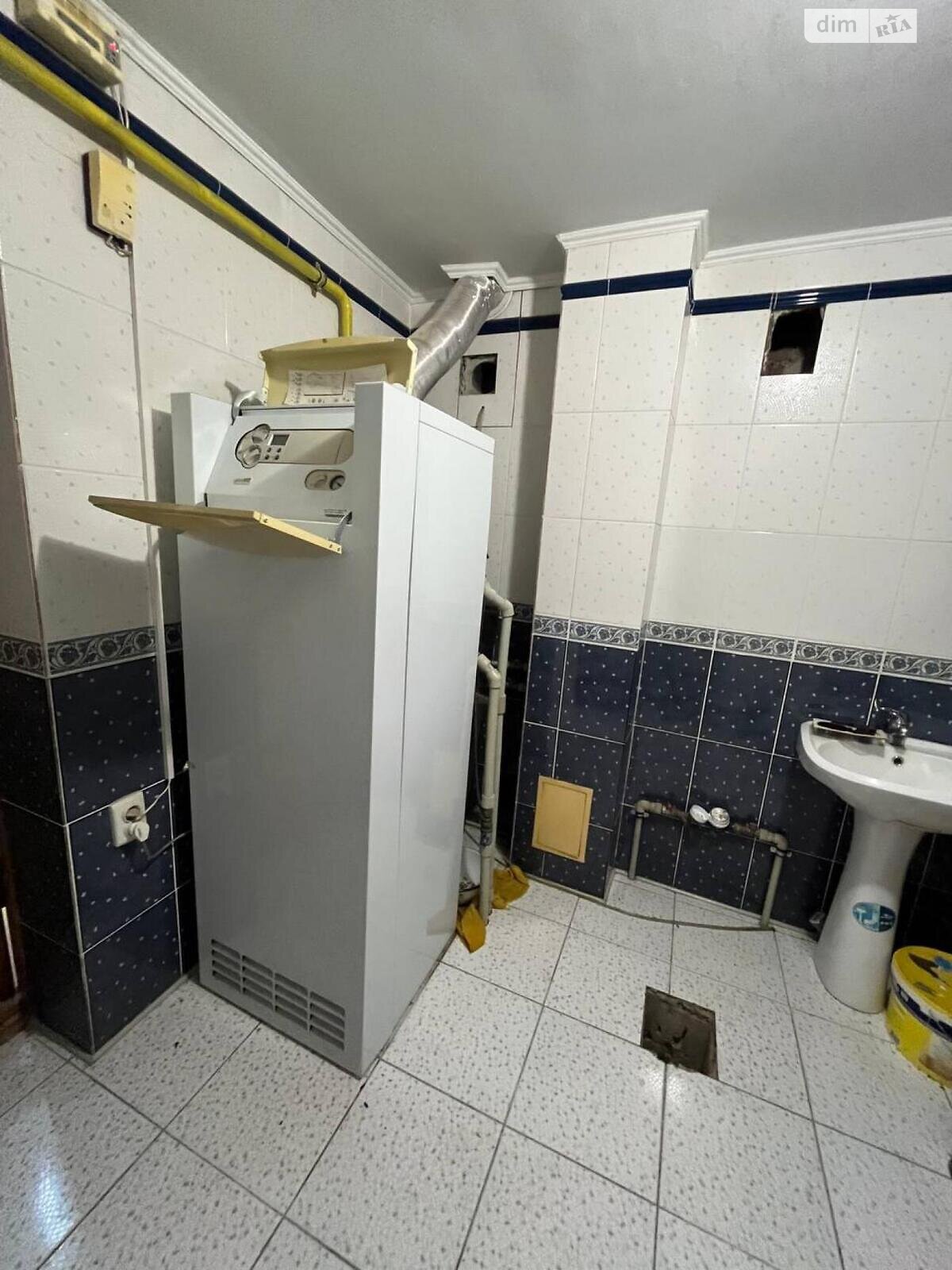 Коммерческое помещение в Ивано-Франковске, продажа по Сорохтея О. улица 24А, район Арсенал, цена: 410 000 долларов за объект фото 1 Коммерческое помещение в Ивано-Франковске, продажа по Сорохтея О. улица 24А, район Арсенал, цена: 410 000 долларов за объект фото 1