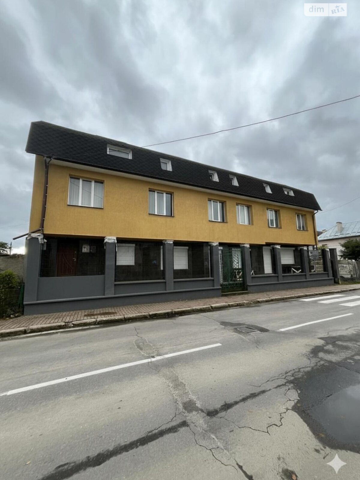 Коммерческое помещение в Ивано-Франковске, продажа по Сорохтея О. улица 24А, район Арсенал, цена: 410 000 долларов за объект фото 1 Коммерческое помещение в Ивано-Франковске, продажа по Сорохтея О. улица 24А, район Арсенал, цена: 410 000 долларов за объект фото 1