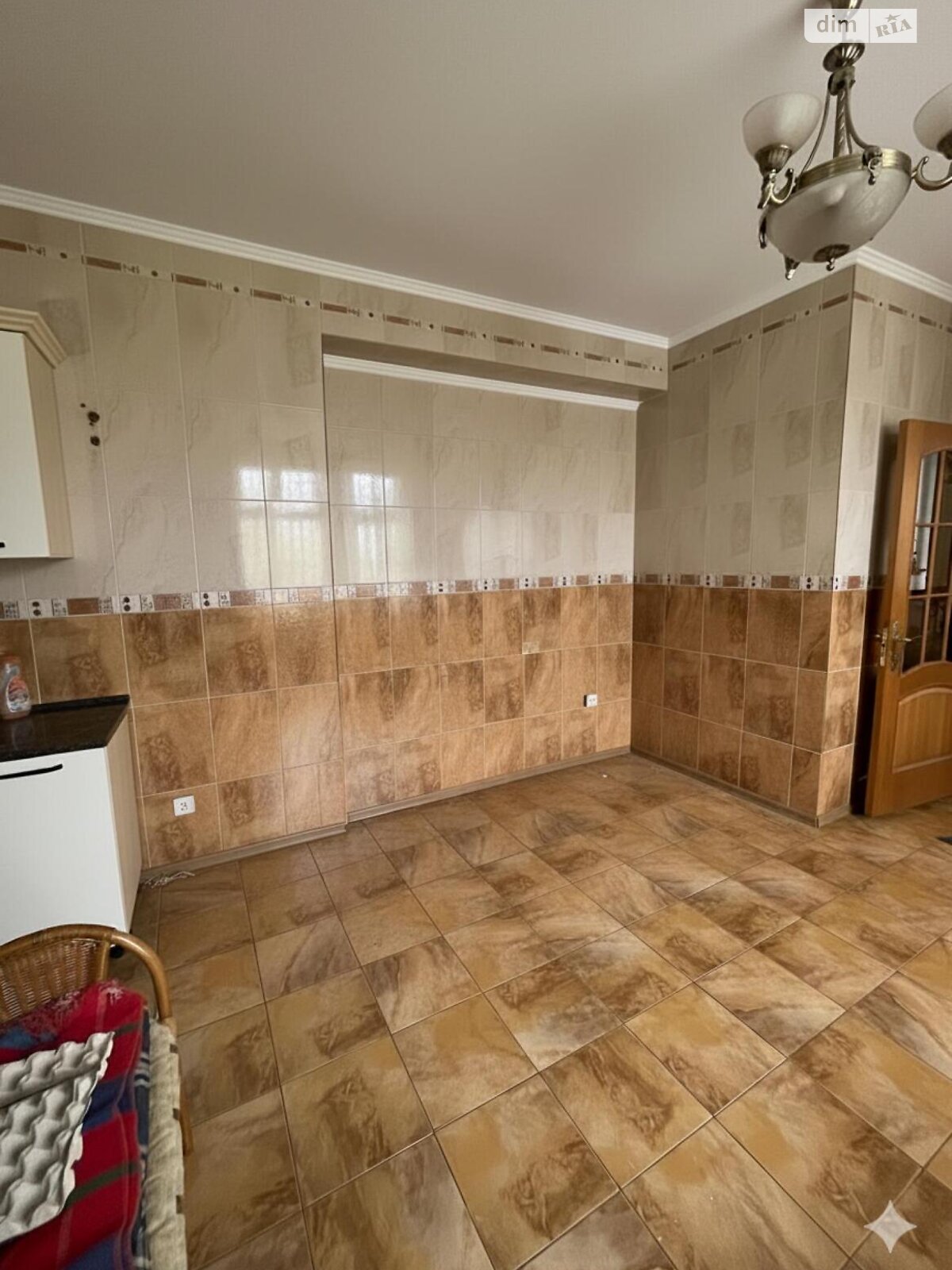 Коммерческое помещение в Ивано-Франковске, продажа по Сорохтея О. улица 24А, район Арсенал, цена: 410 000 долларов за объект фото 1 Коммерческое помещение в Ивано-Франковске, продажа по Сорохтея О. улица 24А, район Арсенал, цена: 410 000 долларов за объект фото 1