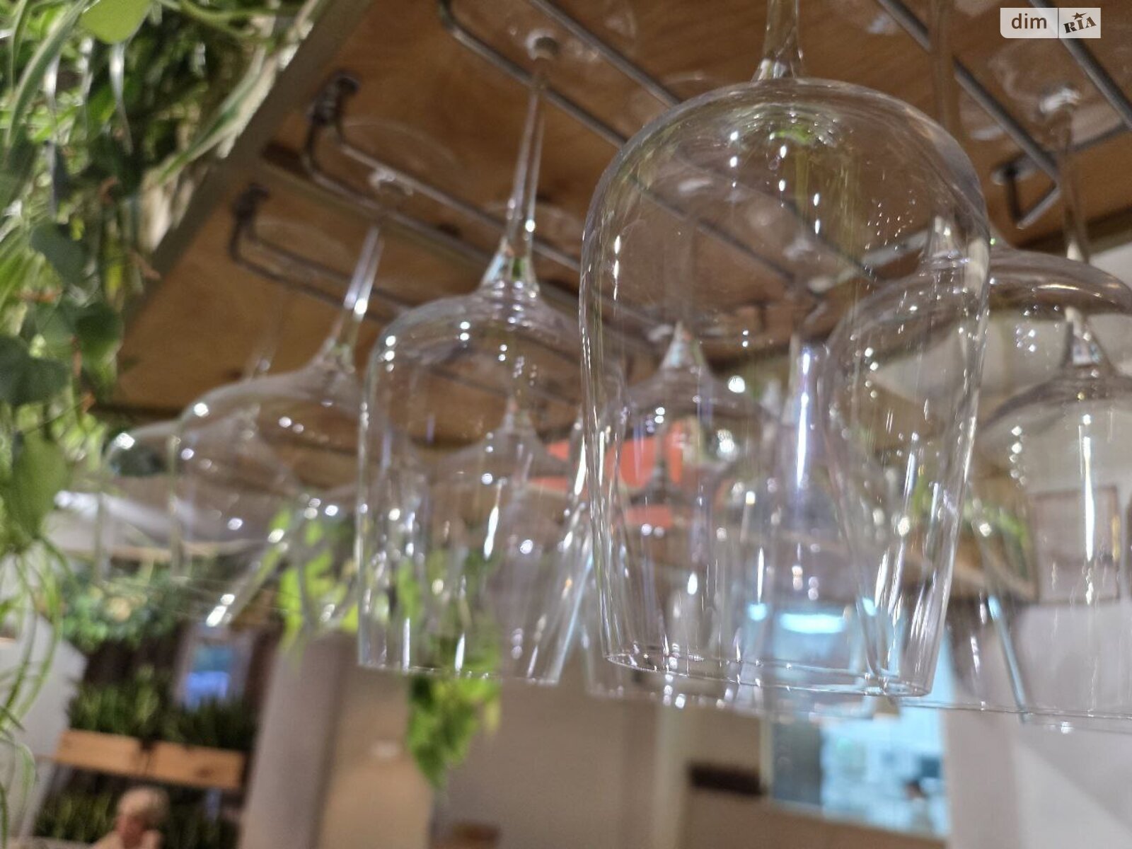 Коммерческое помещение в Ивано-Франковске, продажа по Слободская улица 32, район Бам, цена: 59 500 долларов за объект фото 1 Коммерческое помещение в Ивано-Франковске, продажа по Слободская улица 32, район Бам, цена: 59 500 долларов за объект фото 1