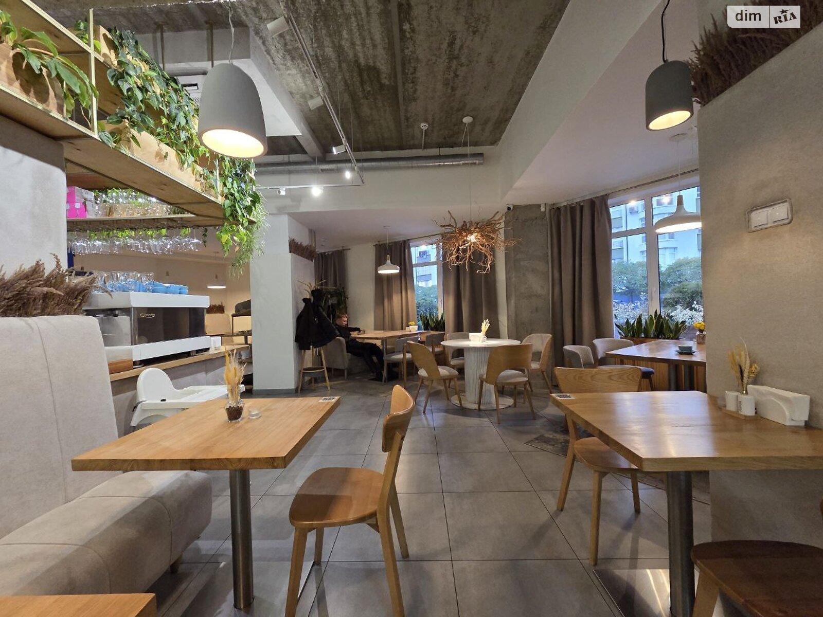 Коммерческое помещение в Ивано-Франковске, продажа по Слободская улица 32, район Бам, цена: 59 500 долларов за объект фото 1 Коммерческое помещение в Ивано-Франковске, продажа по Слободская улица 32, район Бам, цена: 59 500 долларов за объект фото 1