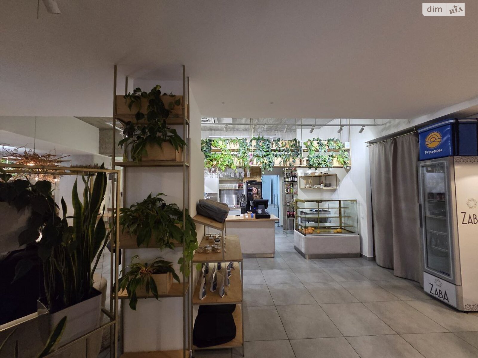 Коммерческое помещение в Ивано-Франковске, продажа по Слободская улица 32, район Бам, цена: 59 500 долларов за объект фото 1 Коммерческое помещение в Ивано-Франковске, продажа по Слободская улица 32, район Бам, цена: 59 500 долларов за объект фото 1