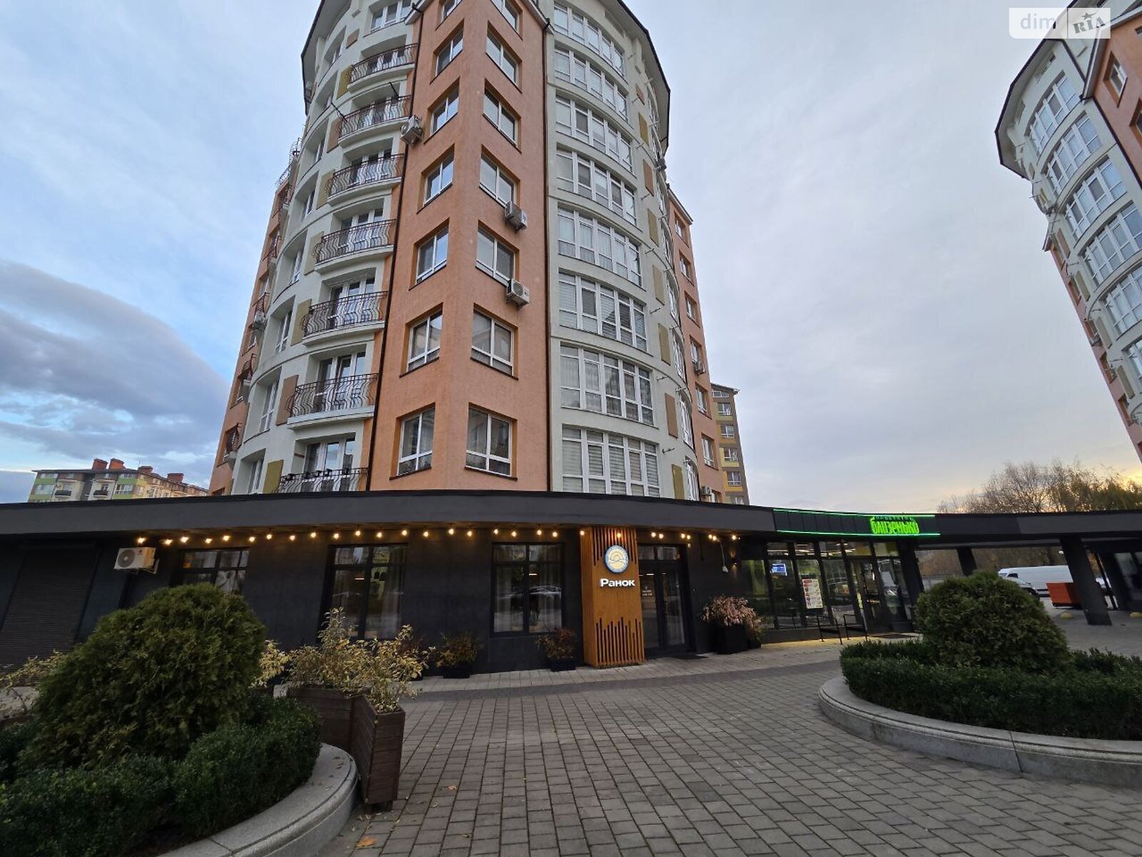 Коммерческое помещение в Ивано-Франковске, продажа по Слободская улица 32, район Бам, цена: 59 500 долларов за объект фото 1 Коммерческое помещение в Ивано-Франковске, продажа по Слободская улица 32, район Бам, цена: 59 500 долларов за объект фото 1