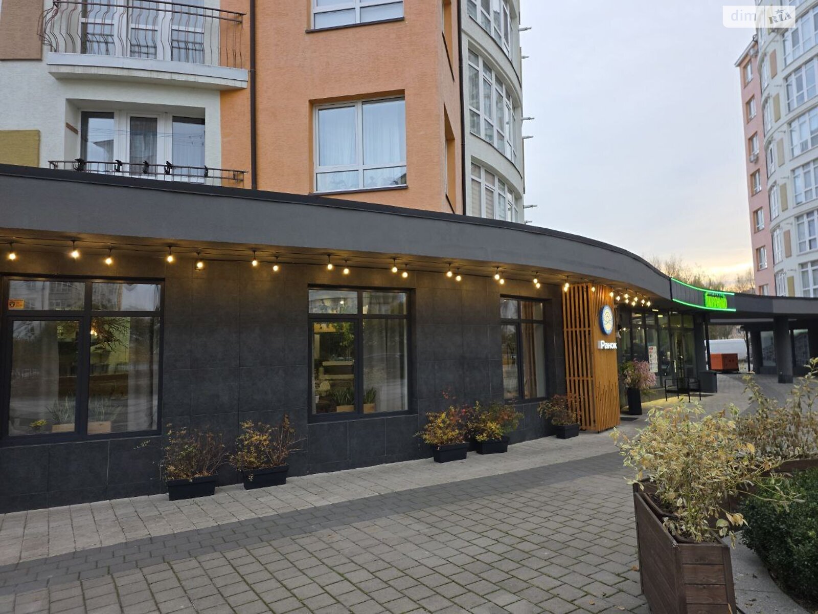 Коммерческое помещение в Ивано-Франковске, продажа по Слободская улица 32, район Бам, цена: 59 500 долларов за объект фото 1 Коммерческое помещение в Ивано-Франковске, продажа по Слободская улица 32, район Бам, цена: 59 500 долларов за объект фото 1