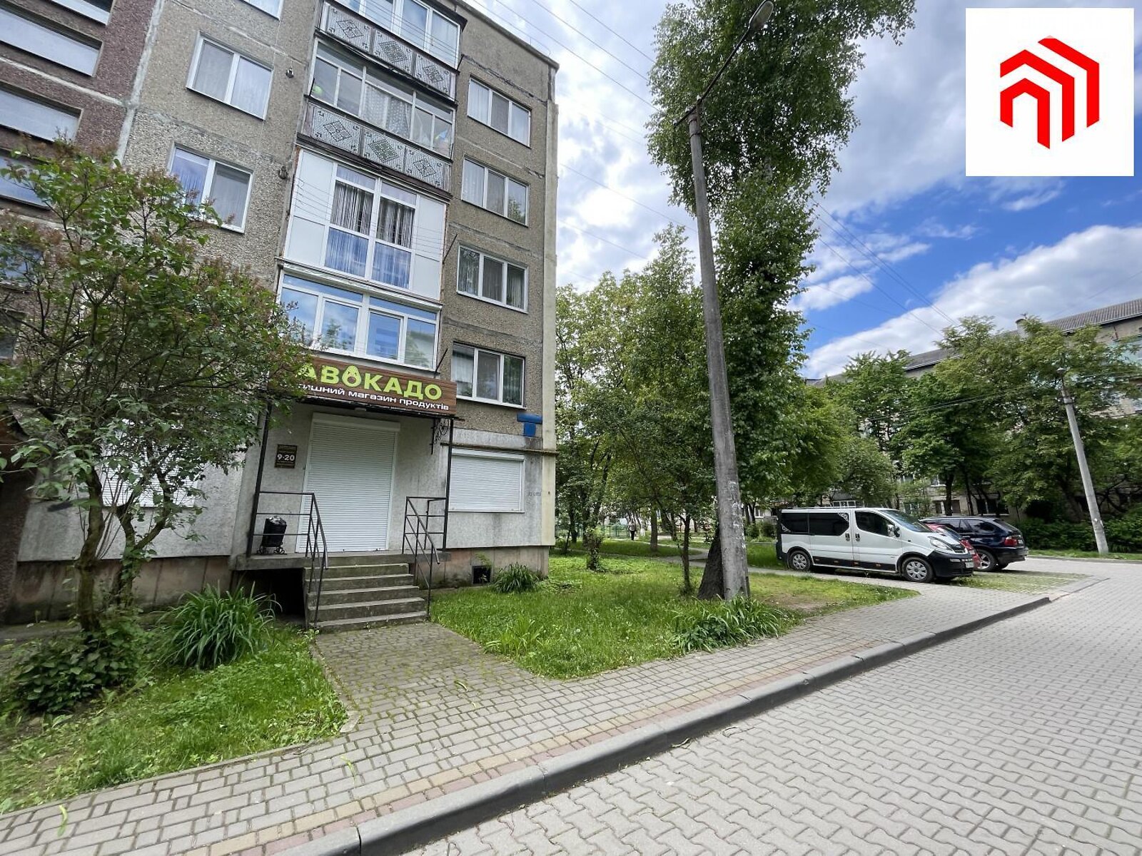 Комерційне приміщення в Івано-Франківську, продаж по Симоненка Василя вулиця, район Каскад, ціна: 50 000 доларів за об’єкт фото 1 Комерційне приміщення в Івано-Франківську, продаж по Симоненка Василя вулиця, район Каскад, ціна: 50 000 доларів за об’єкт фото 1