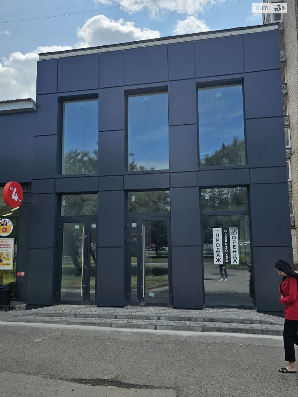Комерційне приміщення в Івано-Франківську, продаж по Вовчинецька вулиця, район Каскад, ціна: 400 000 доларів за об’єкт фото 1 Комерційне приміщення в Івано-Франківську, продаж по Вовчинецька вулиця, район Каскад, ціна: 400 000 доларів за об’єкт фото 1