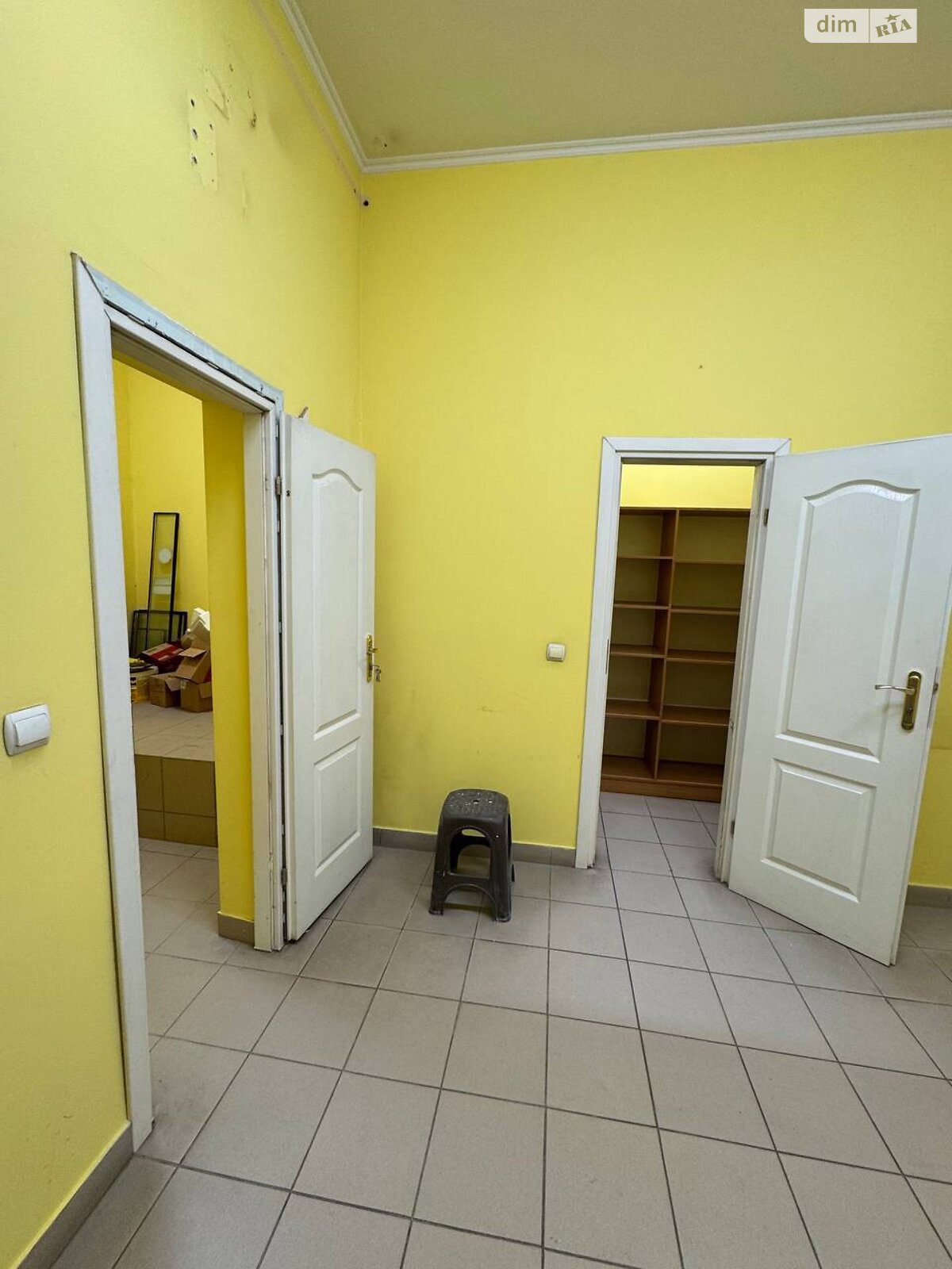 Комерційне приміщення в Івано-Франківську, продаж по Галицька вулиця 60, район Княгинин, ціна: 99 500 доларів за об’єкт фото 1 Комерційне приміщення в Івано-Франківську, продаж по Галицька вулиця 60, район Княгинин, ціна: 99 500 доларів за об’єкт фото 1