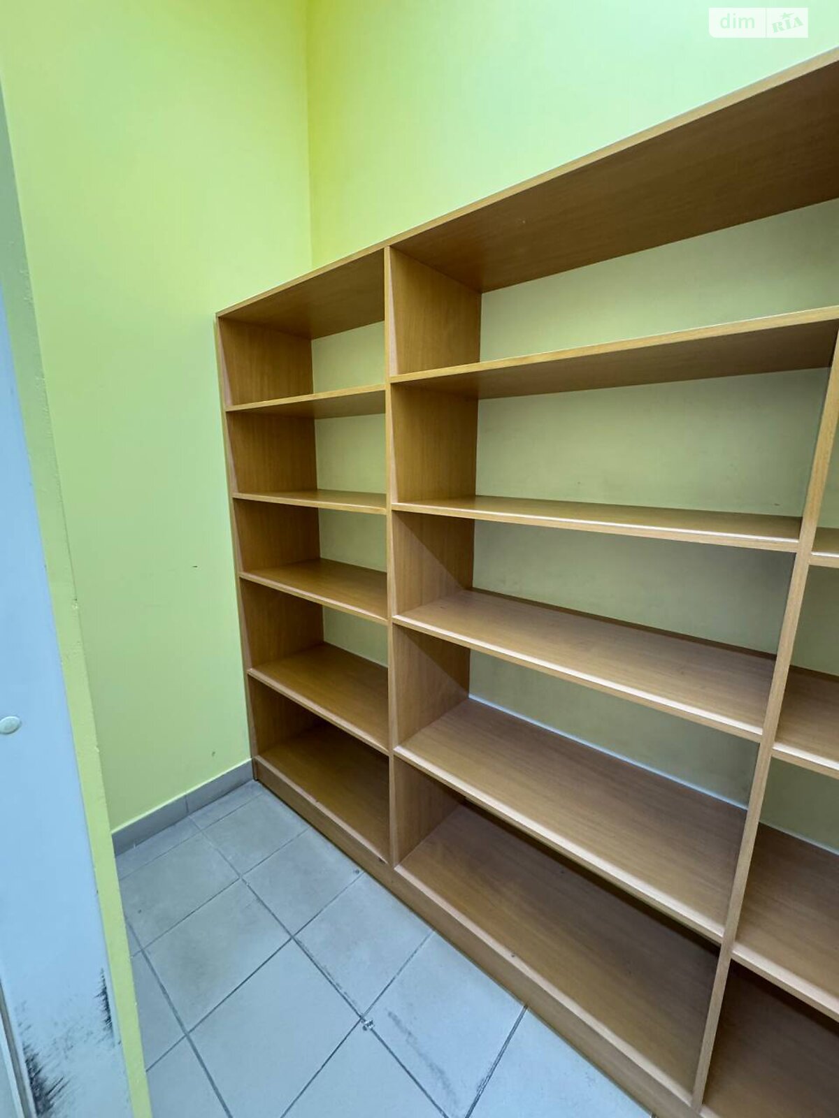 Комерційне приміщення в Івано-Франківську, продаж по Галицька вулиця 60, район Княгинин, ціна: 99 500 доларів за об’єкт фото 1 Комерційне приміщення в Івано-Франківську, продаж по Галицька вулиця 60, район Княгинин, ціна: 99 500 доларів за об’єкт фото 1