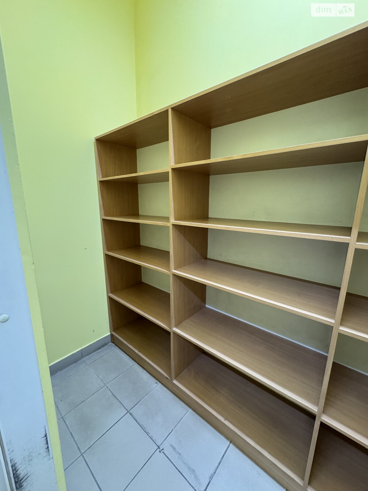 Комерційне приміщення в Івано-Франківську, продаж по Галицька вулиця 60, район Княгинин, ціна: 99 500 доларів за об’єкт фото 1 Комерційне приміщення в Івано-Франківську, продаж по Галицька вулиця 60, район Княгинин, ціна: 99 500 доларів за об’єкт фото 1