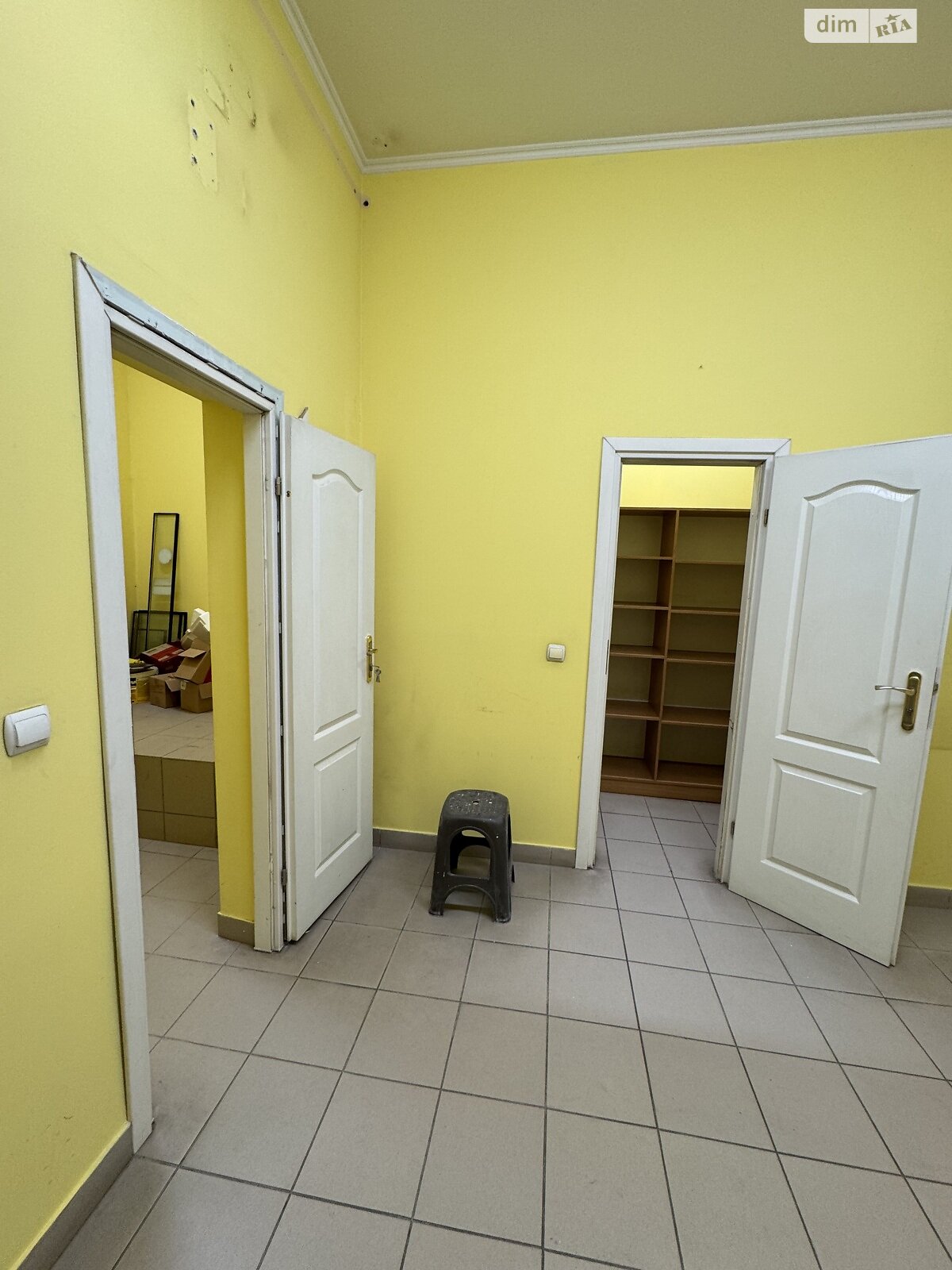 Комерційне приміщення в Івано-Франківську, продаж по Галицька вулиця 60, район Княгинин, ціна: 99 500 доларів за об’єкт фото 1 Комерційне приміщення в Івано-Франківську, продаж по Галицька вулиця 60, район Княгинин, ціна: 99 500 доларів за об’єкт фото 1