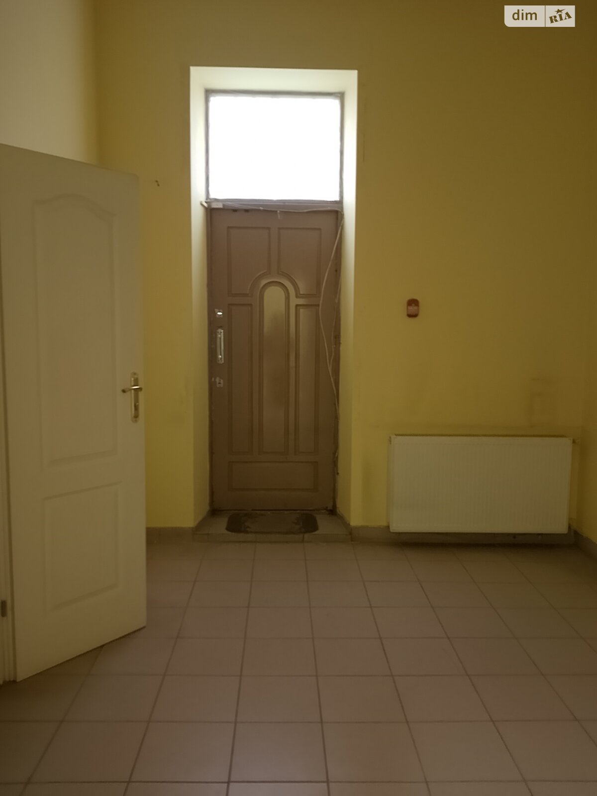 Коммерческое помещение в Ивано-Франковске, продажа по Галицкая улица 60, район Княгинин, цена: 99 500 долларов за объект фото 1 Коммерческое помещение в Ивано-Франковске, продажа по Галицкая улица 60, район Княгинин, цена: 99 500 долларов за объект фото 1