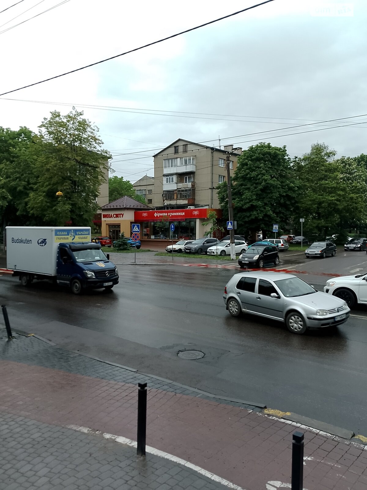 Коммерческое помещение в Ивано-Франковске, продажа по Галицкая улица 60, район Княгинин, цена: 99 500 долларов за объект фото 1 Коммерческое помещение в Ивано-Франковске, продажа по Галицкая улица 60, район Княгинин, цена: 99 500 долларов за объект фото 1