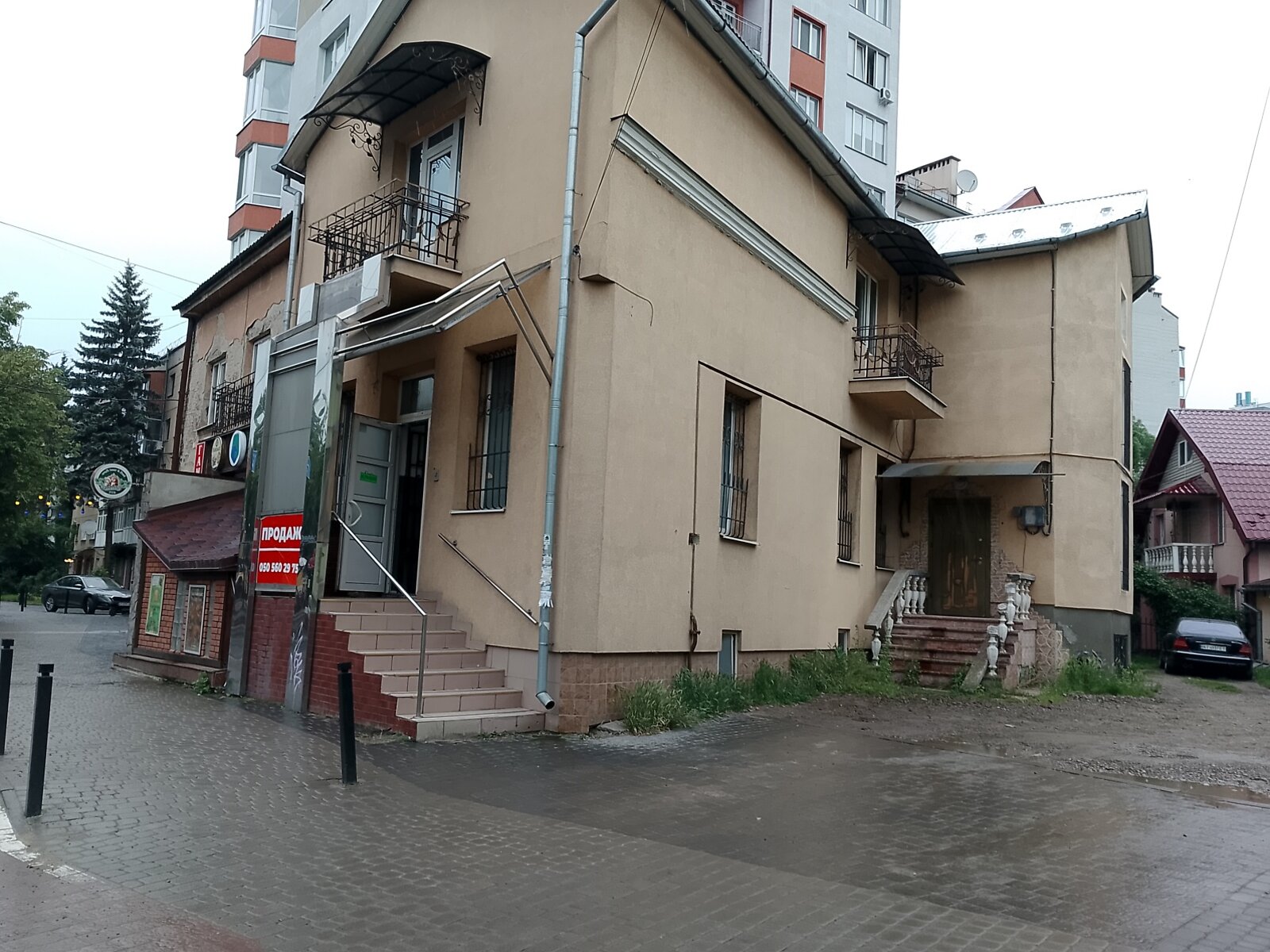 Коммерческое помещение в Ивано-Франковске, продажа по Галицкая улица 60, район Княгинин, цена: 99 500 долларов за объект фото 1 Коммерческое помещение в Ивано-Франковске, продажа по Галицкая улица 60, район Княгинин, цена: 99 500 долларов за объект фото 1