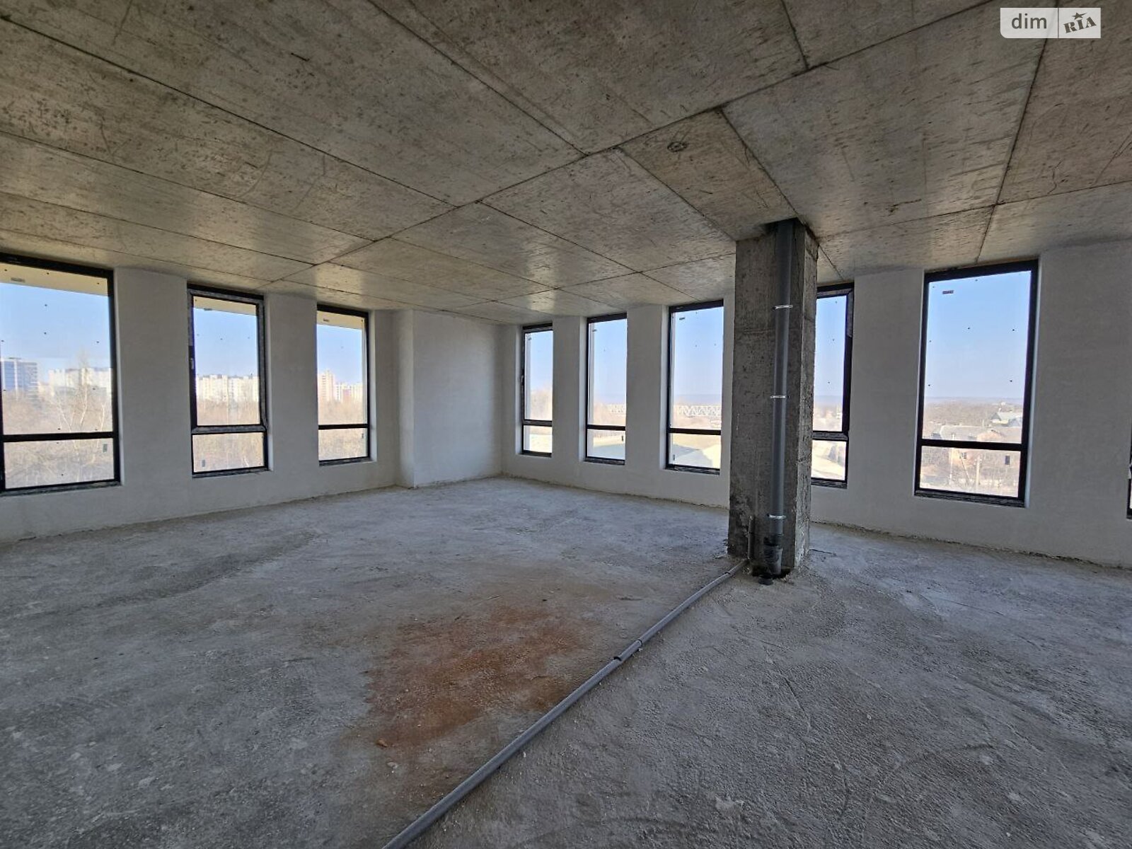 Комерційне приміщення в Івано-Франківську, продаж по Надрічна вулиця, район Княгинин, ціна: 69 927 доларів за об’єкт фото 1 Комерційне приміщення в Івано-Франківську, продаж по Надрічна вулиця, район Княгинин, ціна: 69 927 доларів за об’єкт фото 1