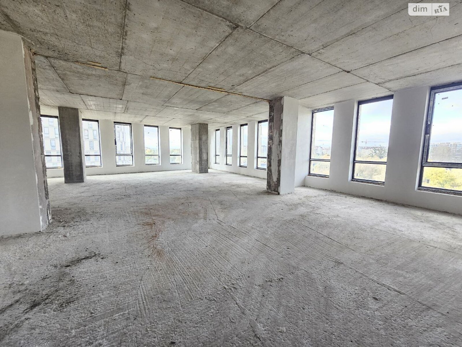 Комерційне приміщення в Івано-Франківську, продаж по Надрічна вулиця, район Княгинин, ціна: 360 000 доларів за об’єкт фото 1 Комерційне приміщення в Івано-Франківську, продаж по Надрічна вулиця, район Княгинин, ціна: 360 000 доларів за об’єкт фото 1