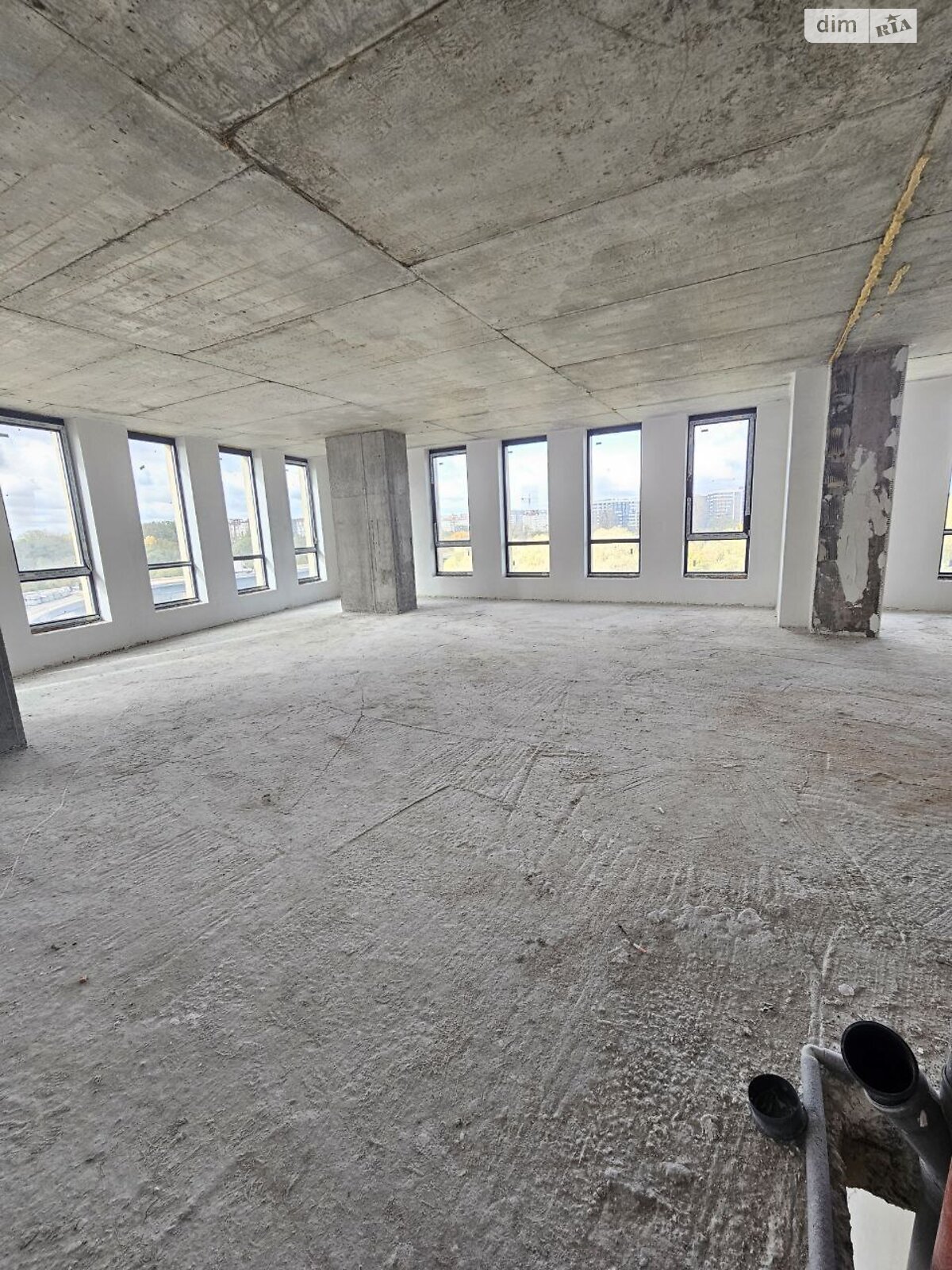 Комерційне приміщення в Івано-Франківську, продаж по Надрічна вулиця, район Княгинин, ціна: 360 000 доларів за об’єкт фото 1 Комерційне приміщення в Івано-Франківську, продаж по Надрічна вулиця, район Княгинин, ціна: 360 000 доларів за об’єкт фото 1